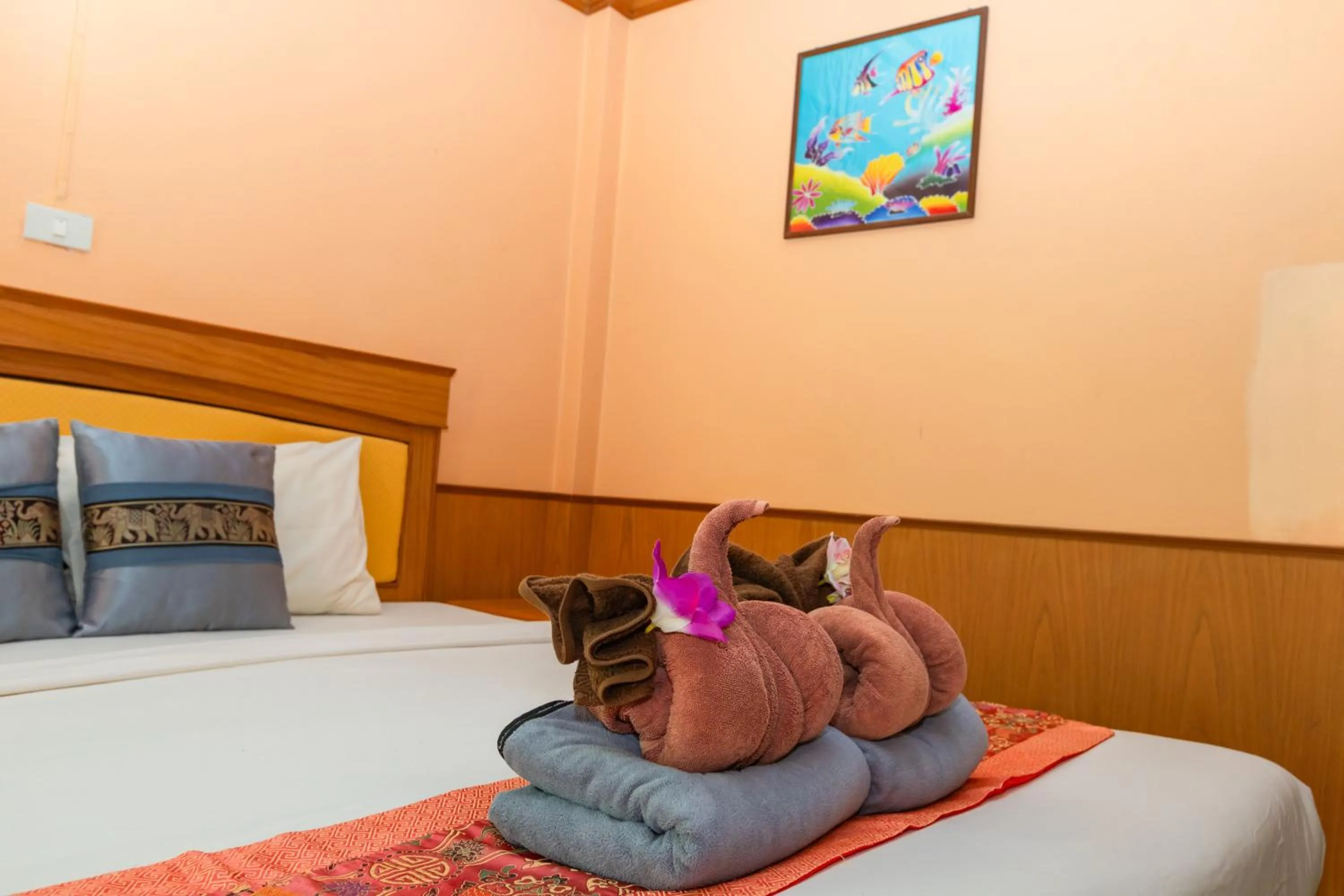Bed in Dream Team Beach Resort