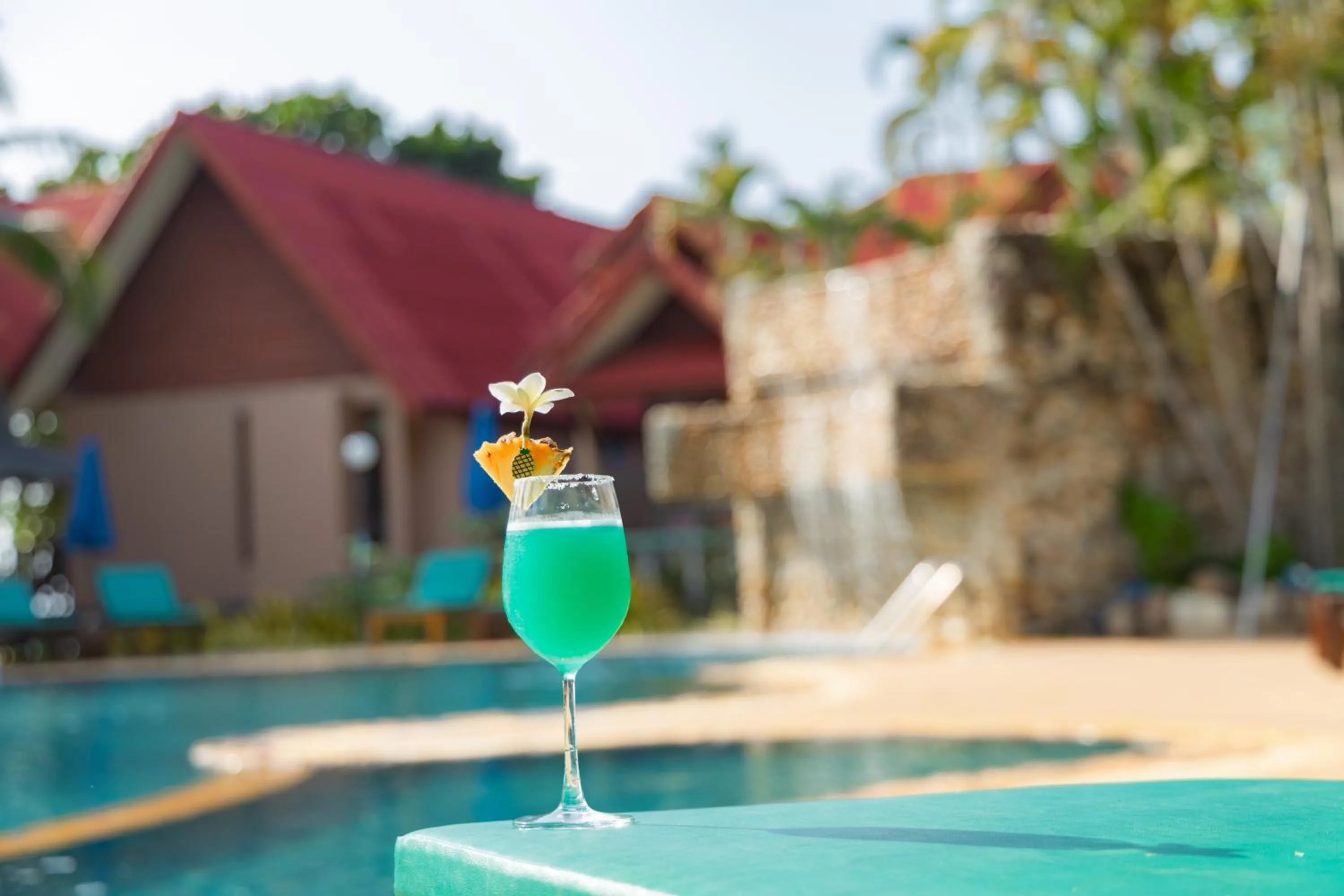 Pool view in Dream Team Beach Resort