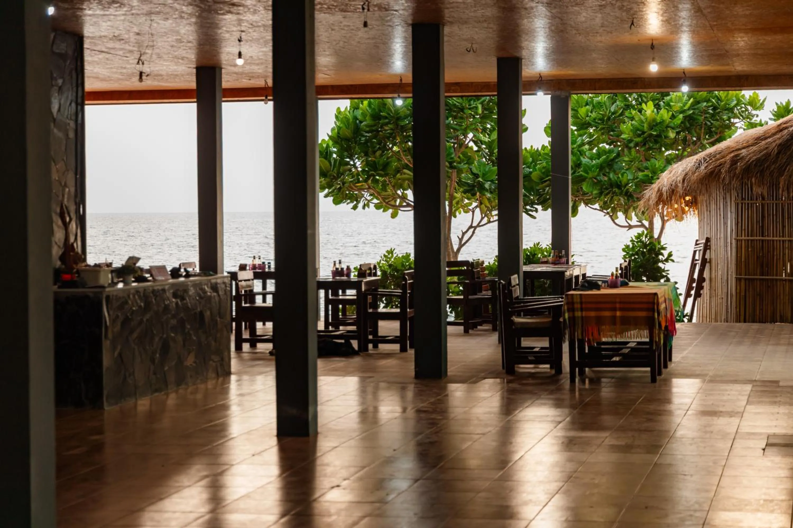 Restaurant/places to eat in Dream Team Beach Resort