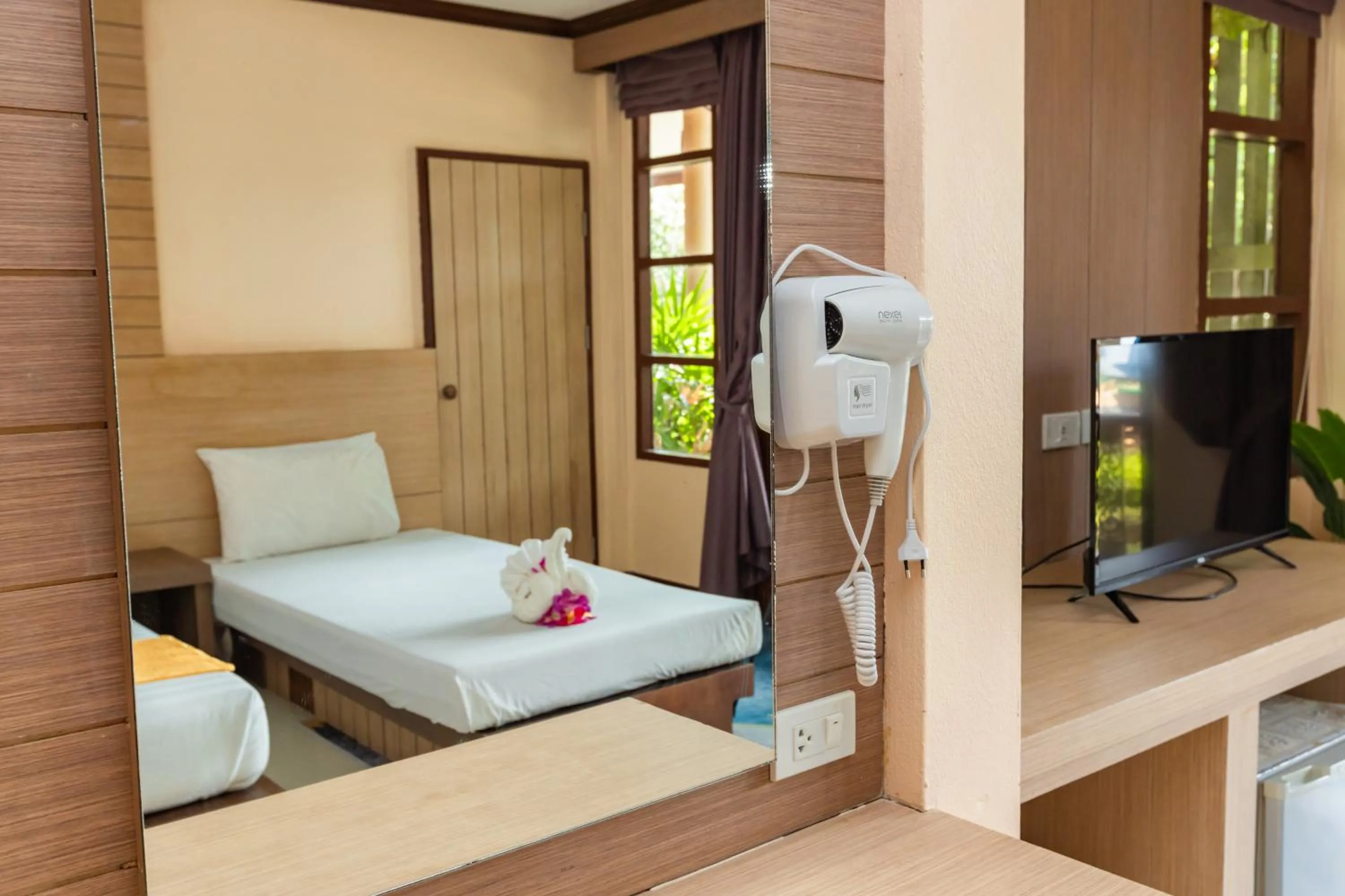 Bedroom, Bed in Dream Team Beach Resort