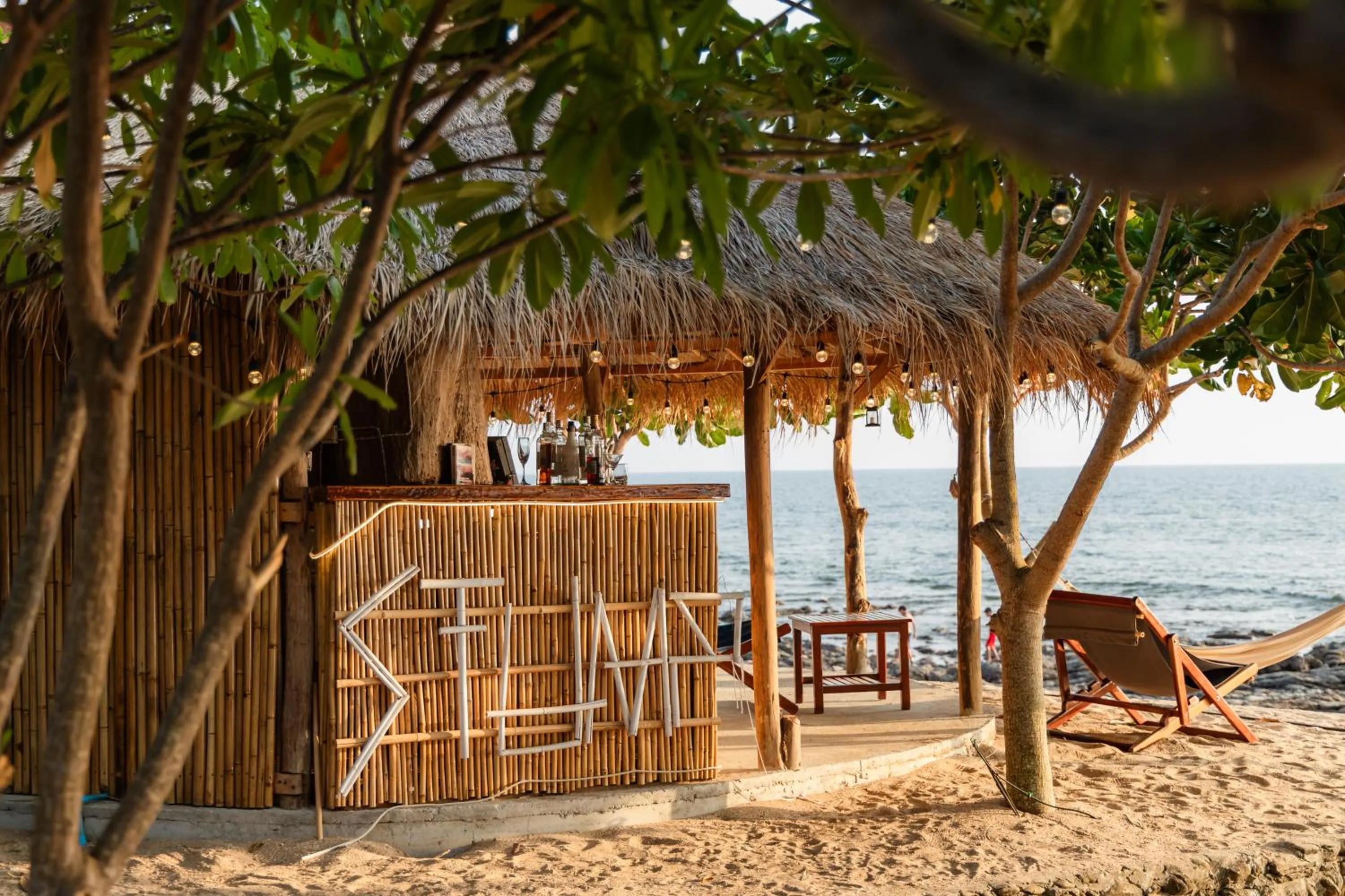 Lounge or bar in Dream Team Beach Resort
