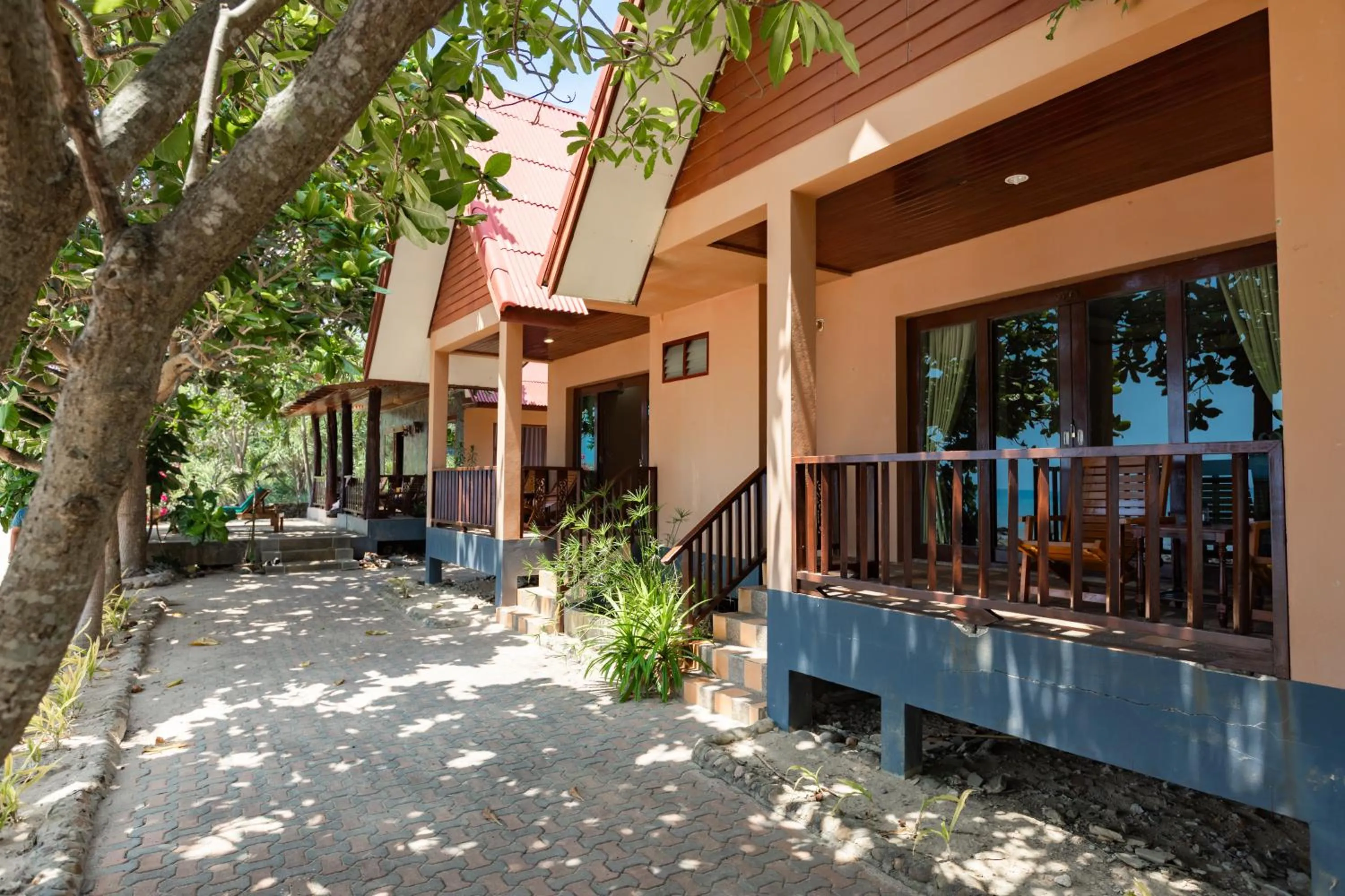 Property building in Dream Team Beach Resort