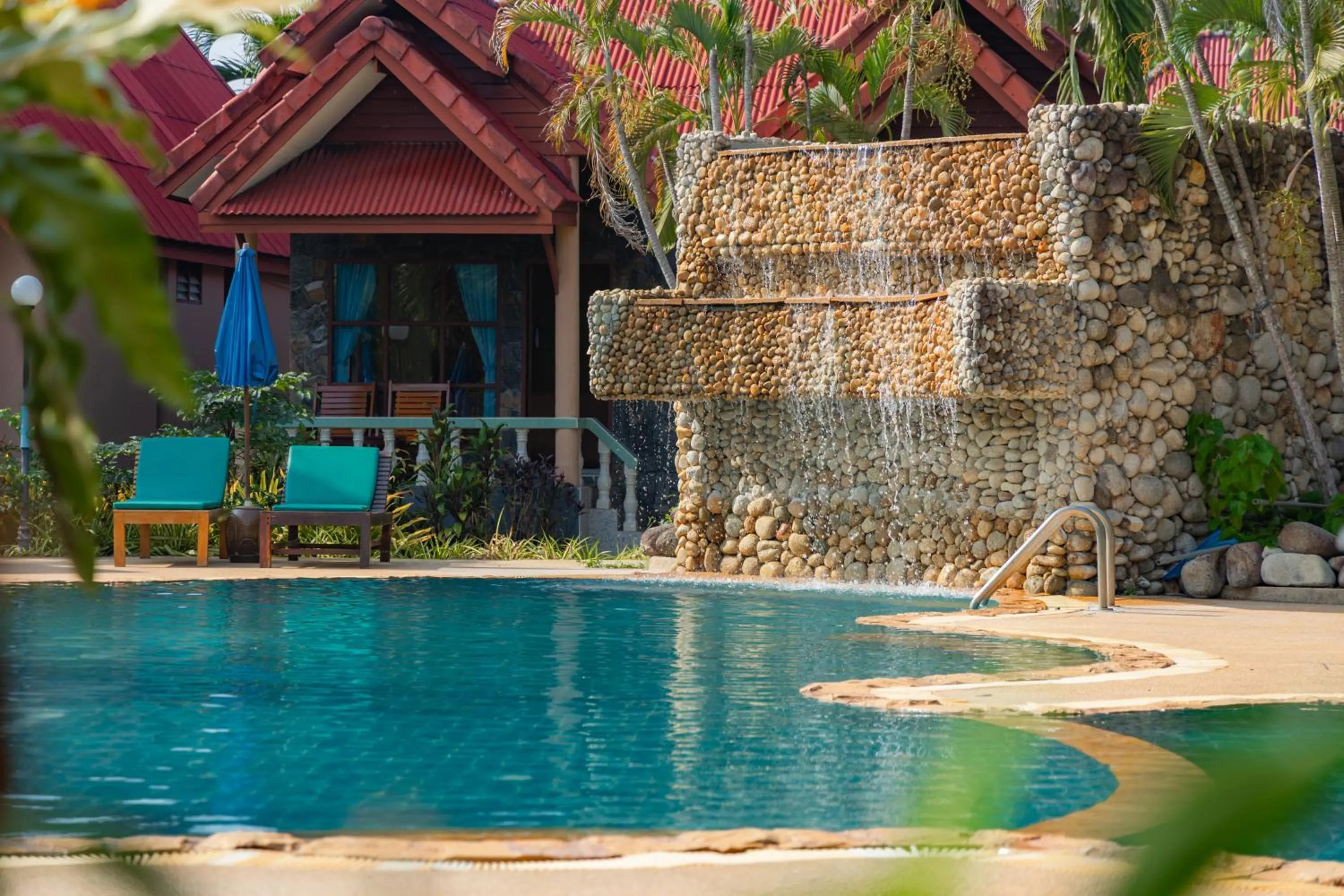 Pool view in Dream Team Beach Resort