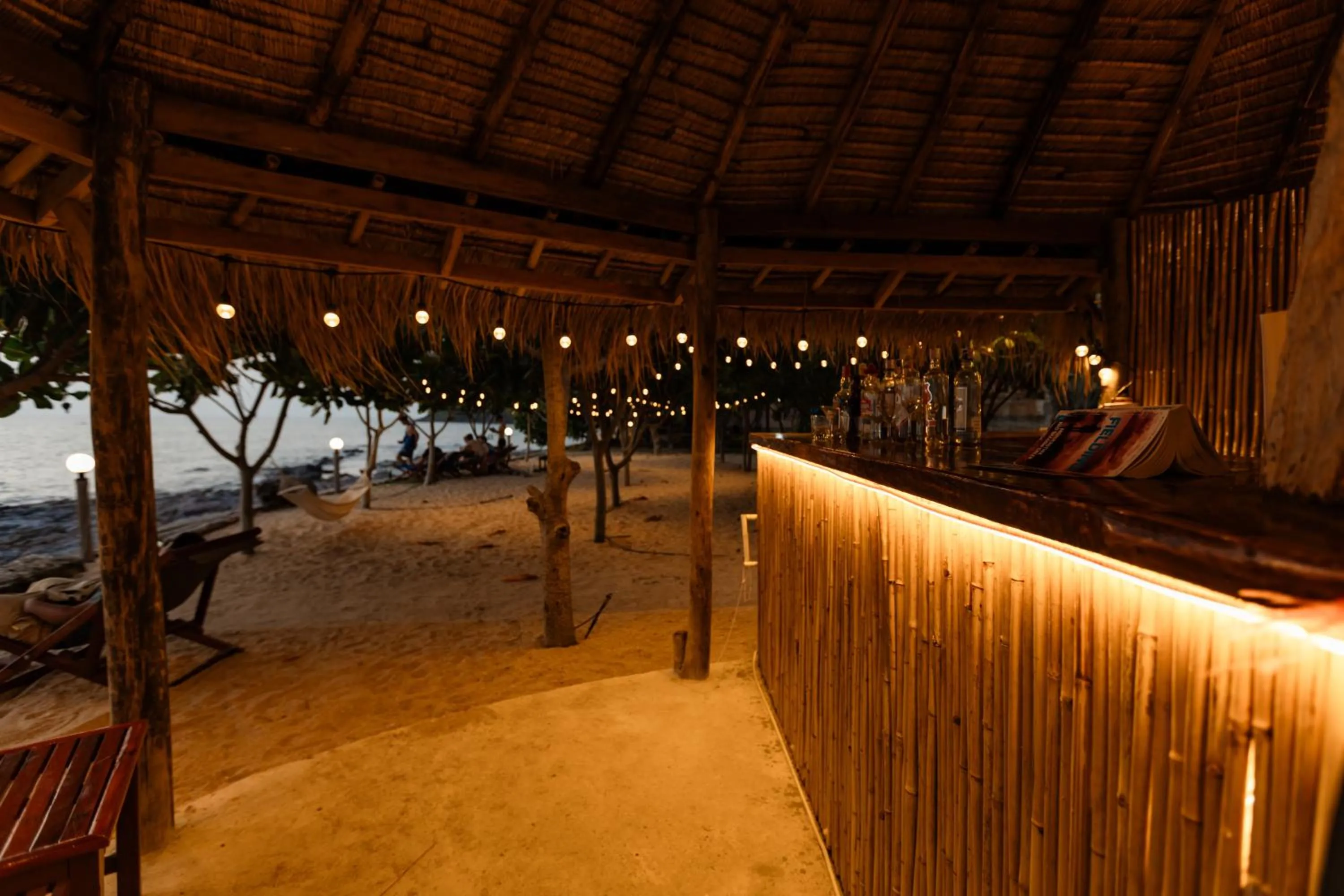Lounge or bar in Dream Team Beach Resort