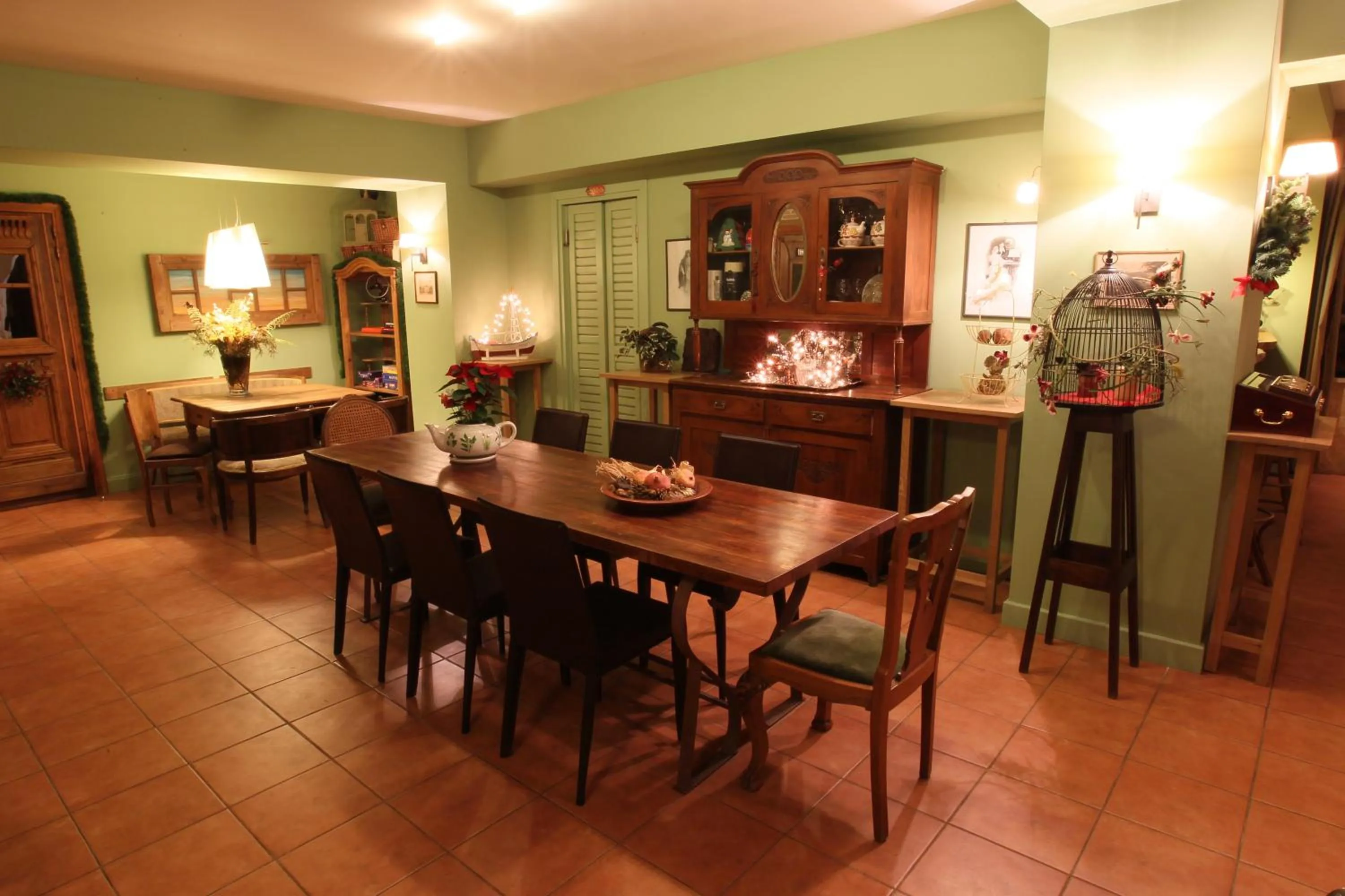 Restaurant/places to eat in Vaela Hotel Cultural Resort