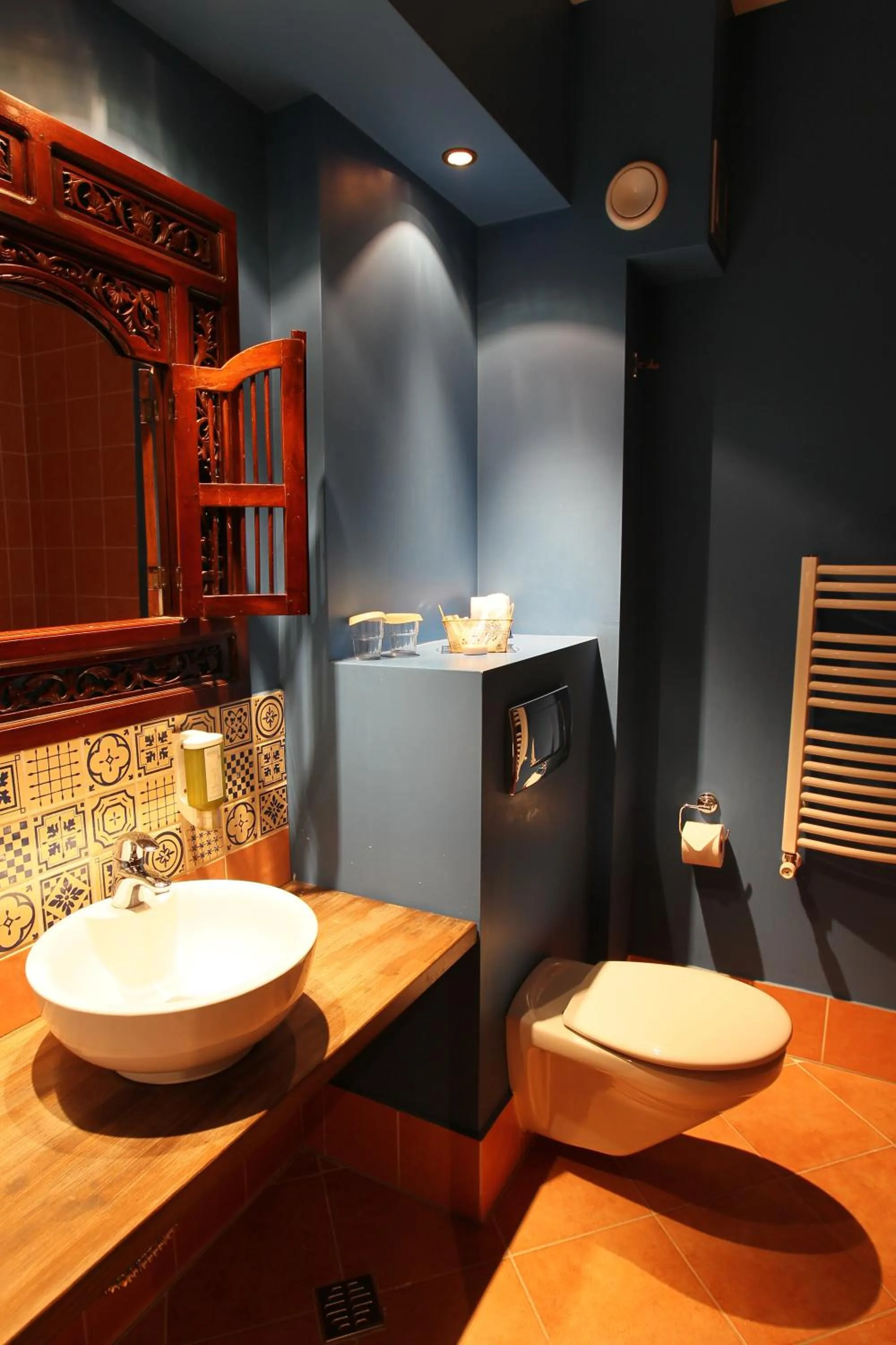 Bathroom in Vaela Hotel Cultural Resort