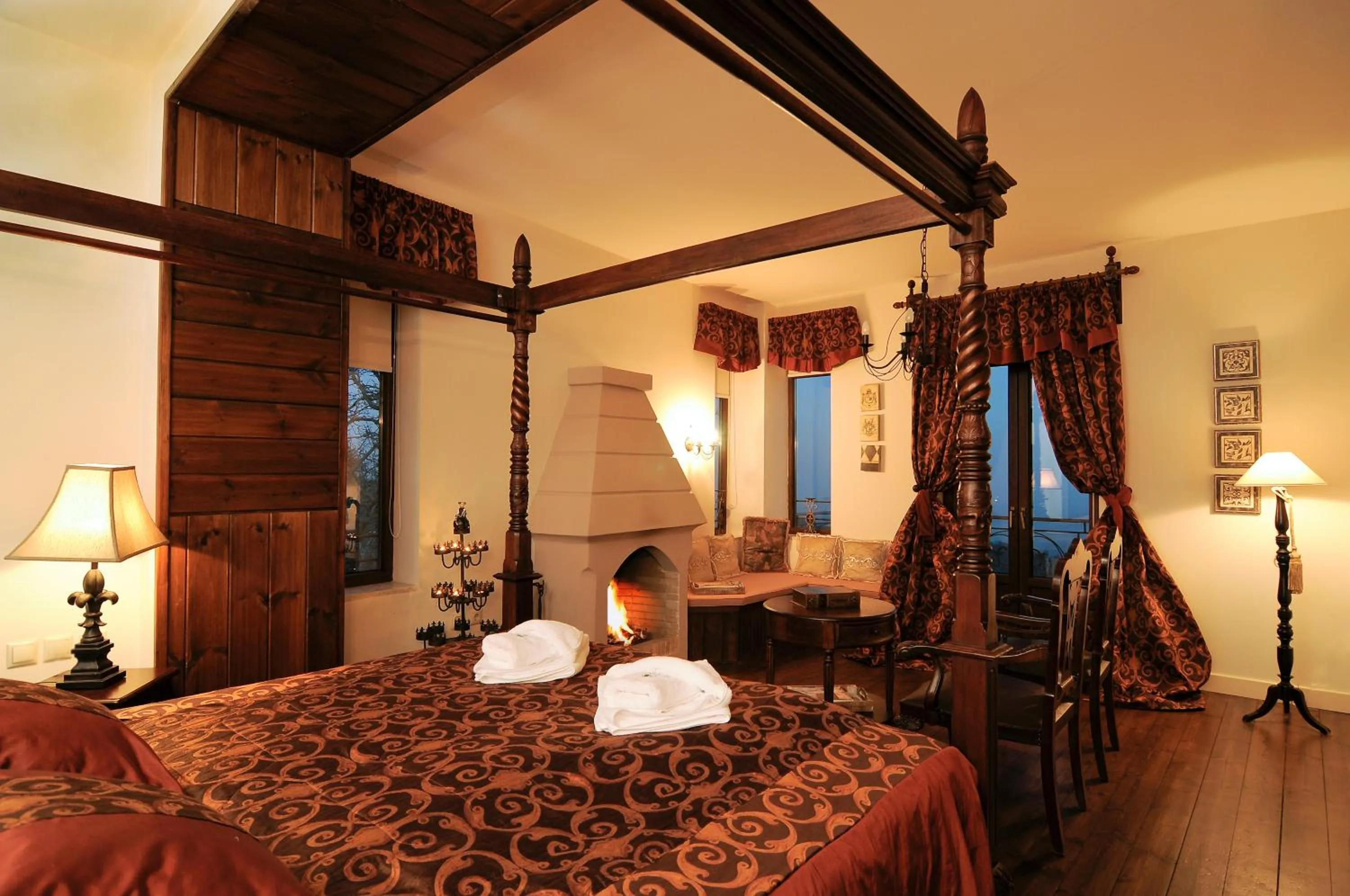 Communal lounge/ TV room in Vaela Hotel Cultural Resort