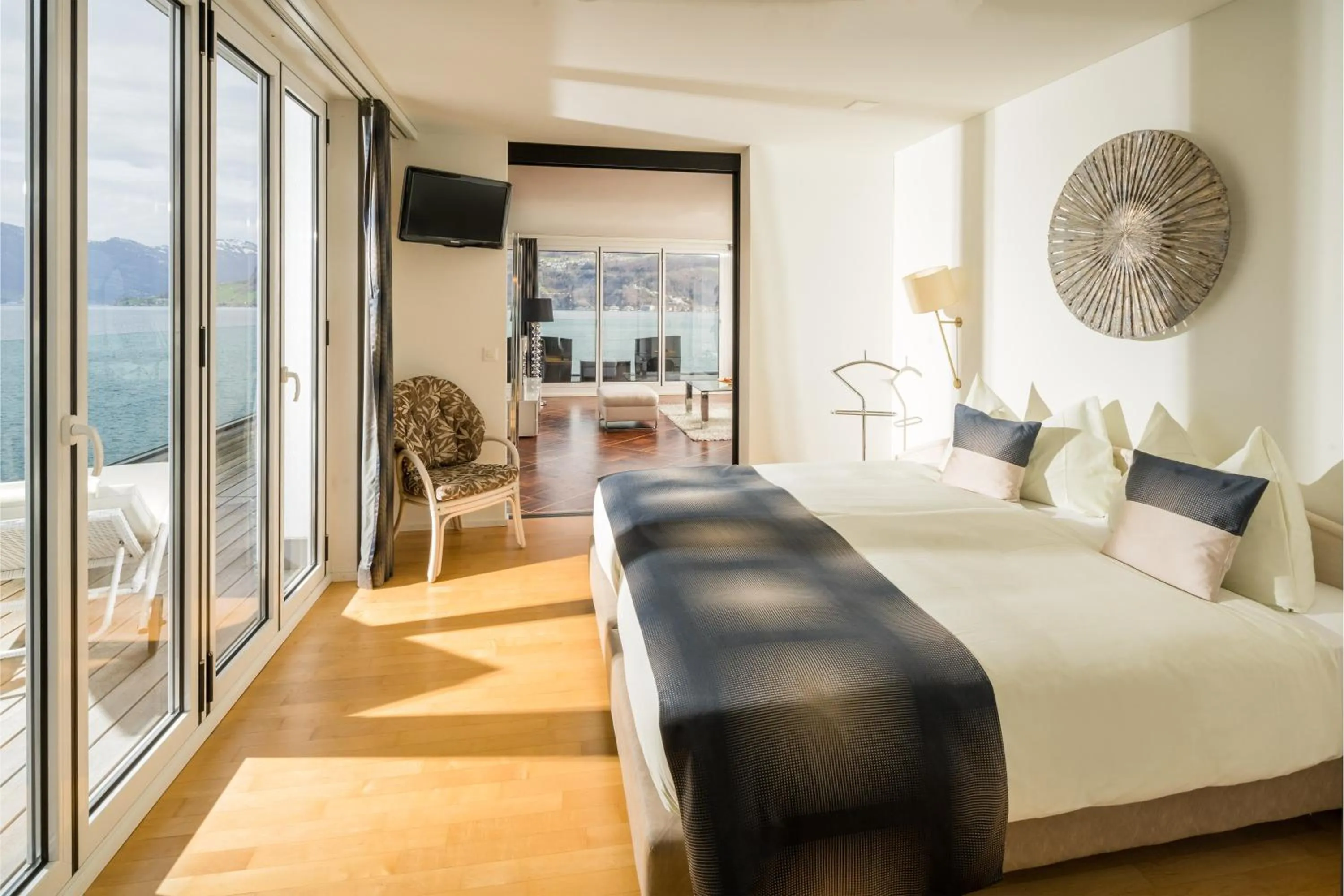 Photo of the whole room, Bed in Seehotel Pilatus