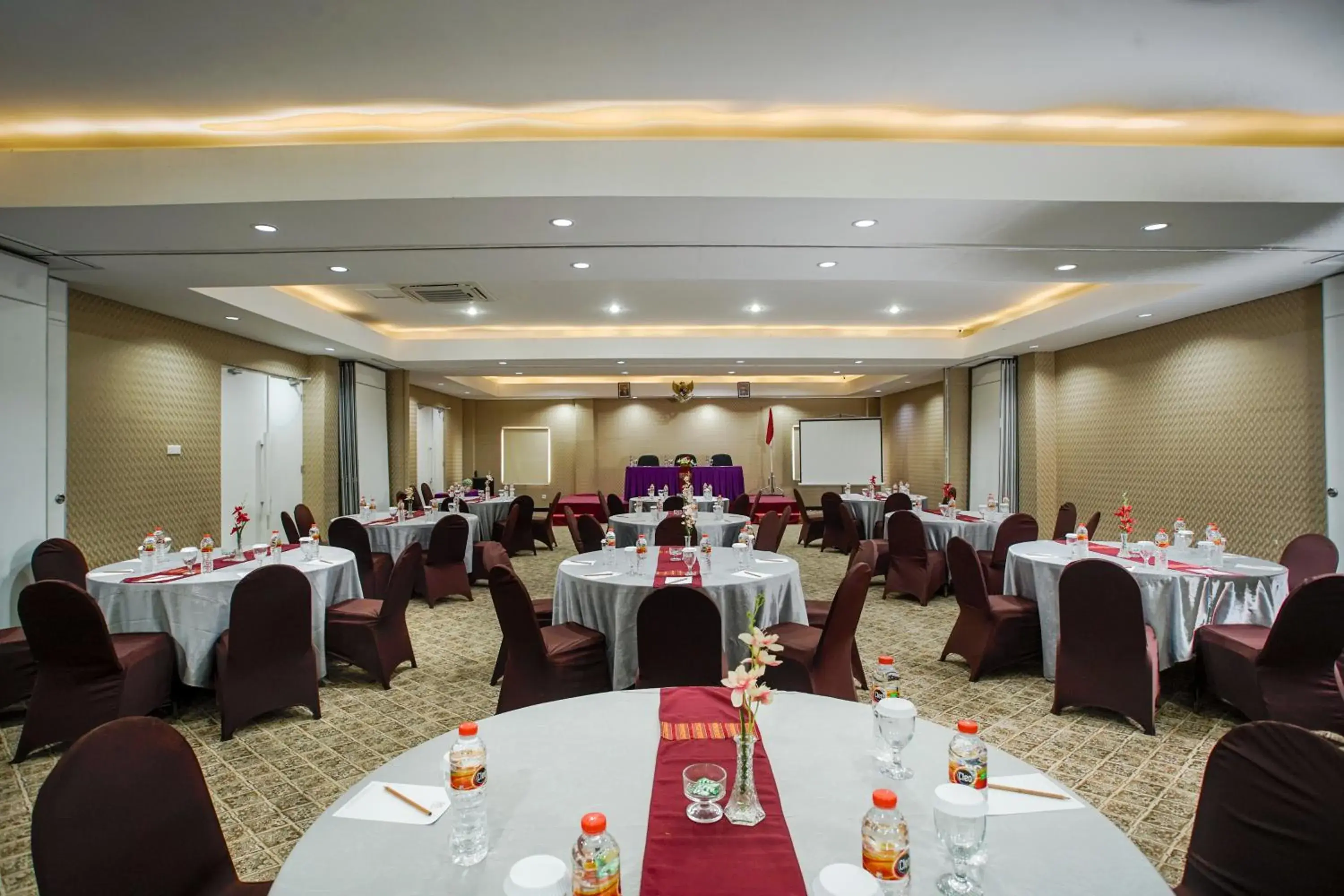 Meeting/conference room, Banquet Facilities in Royal Regantris Cendana Formerly Royal Singosari