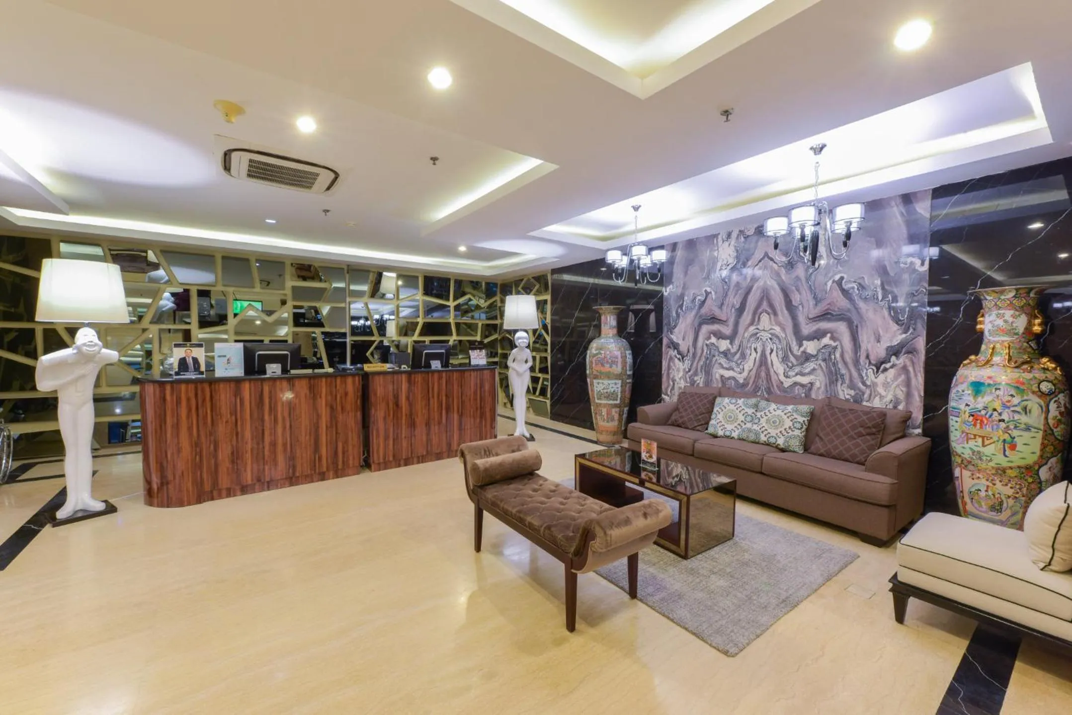 Lobby or reception in Royal Regantris Cendana