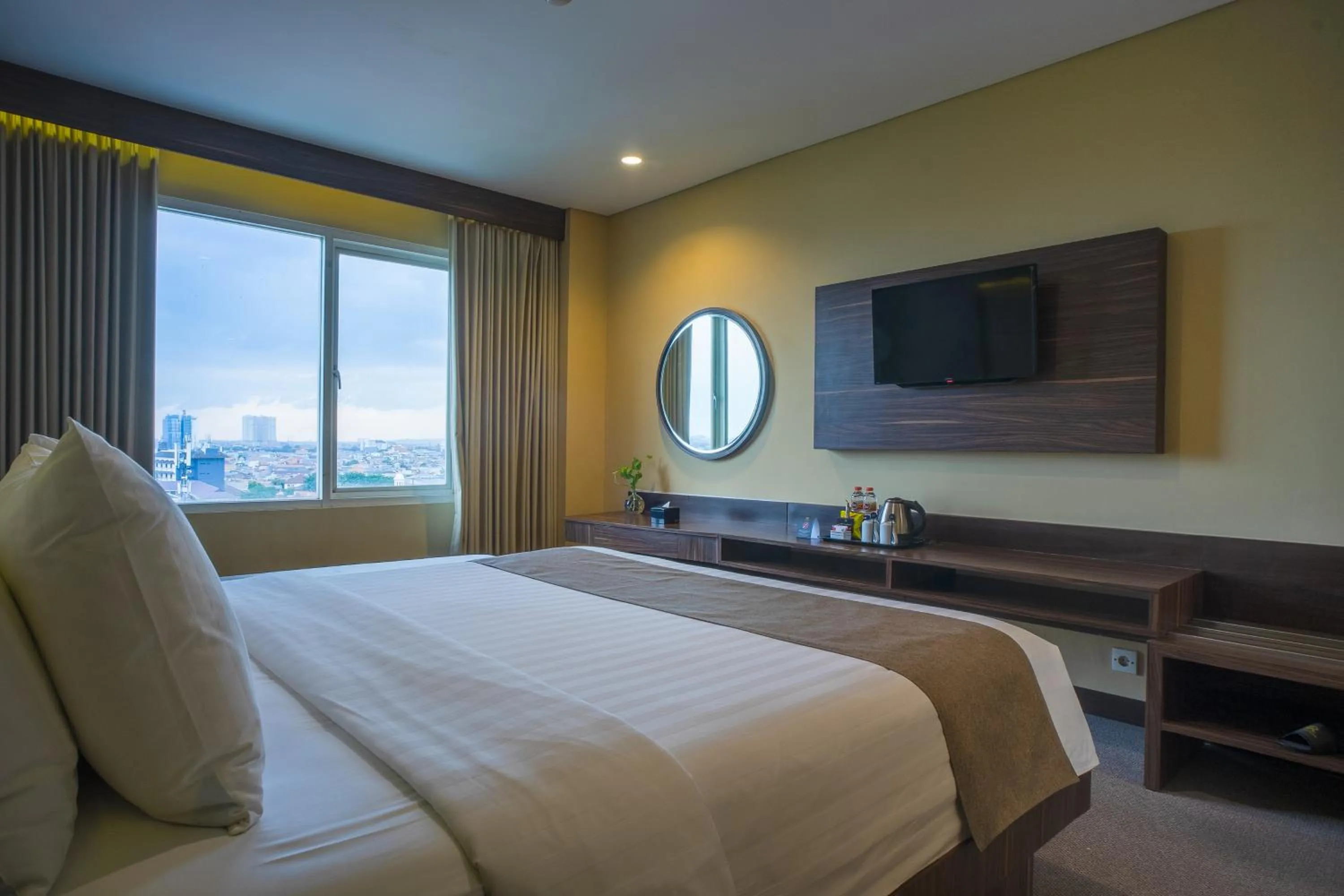 Bedroom, Bed in Royal Regantris Cendana