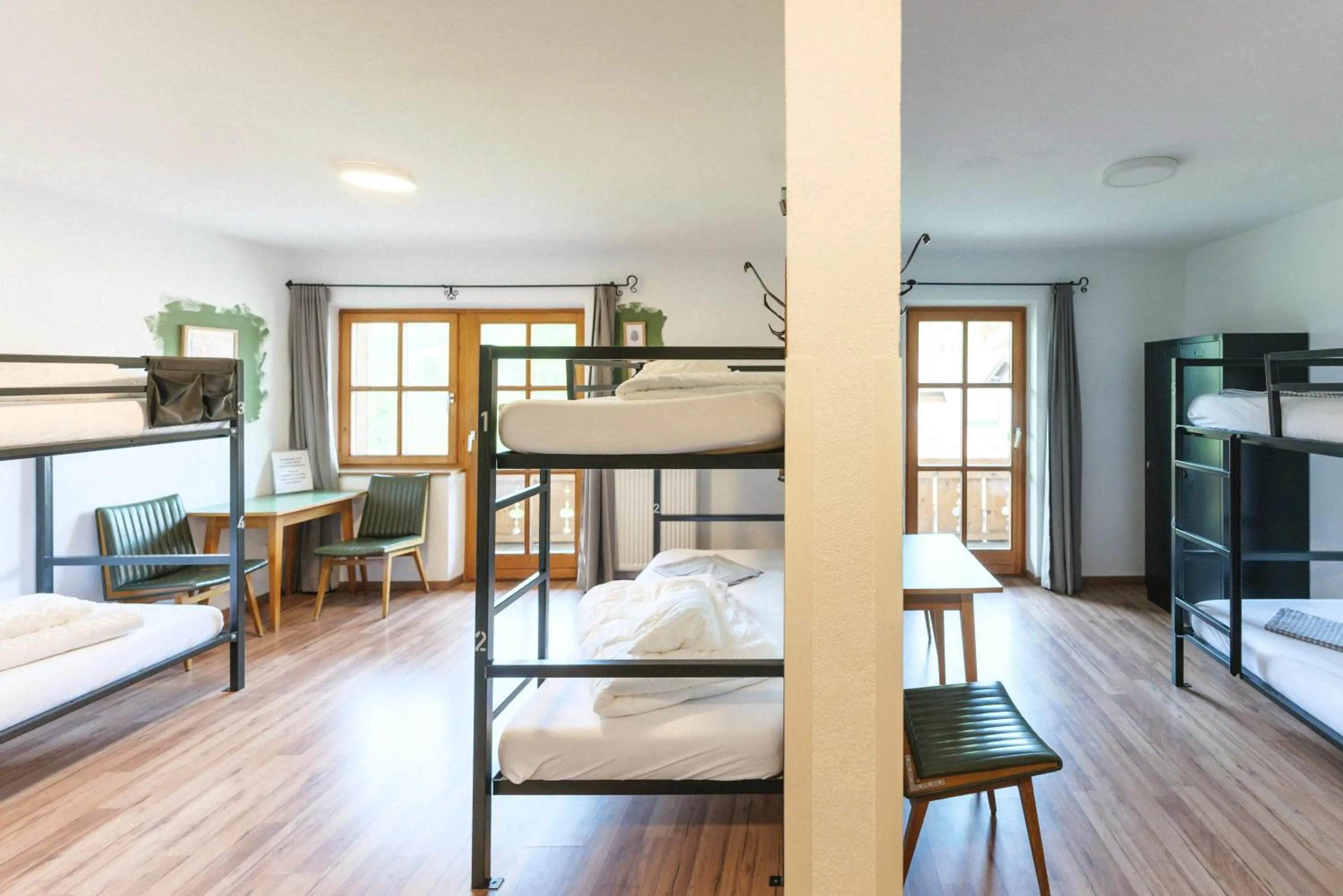 Photo of the whole room, Bed in Mellow Mountain Hostel