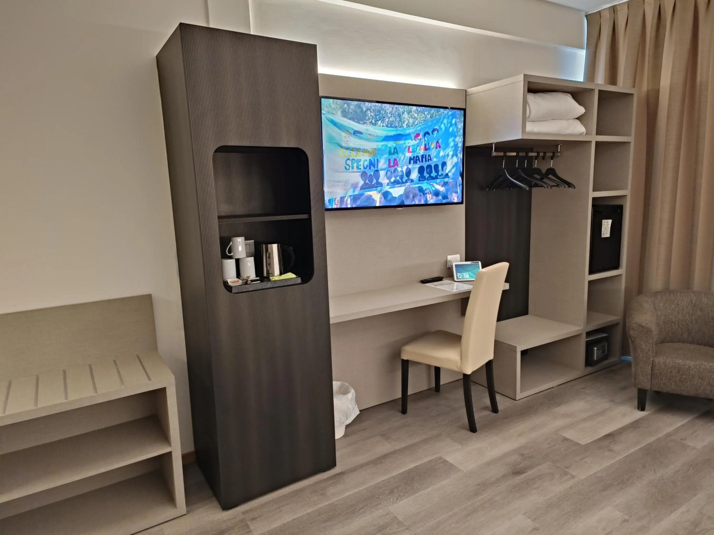 Bedroom in Hotel President