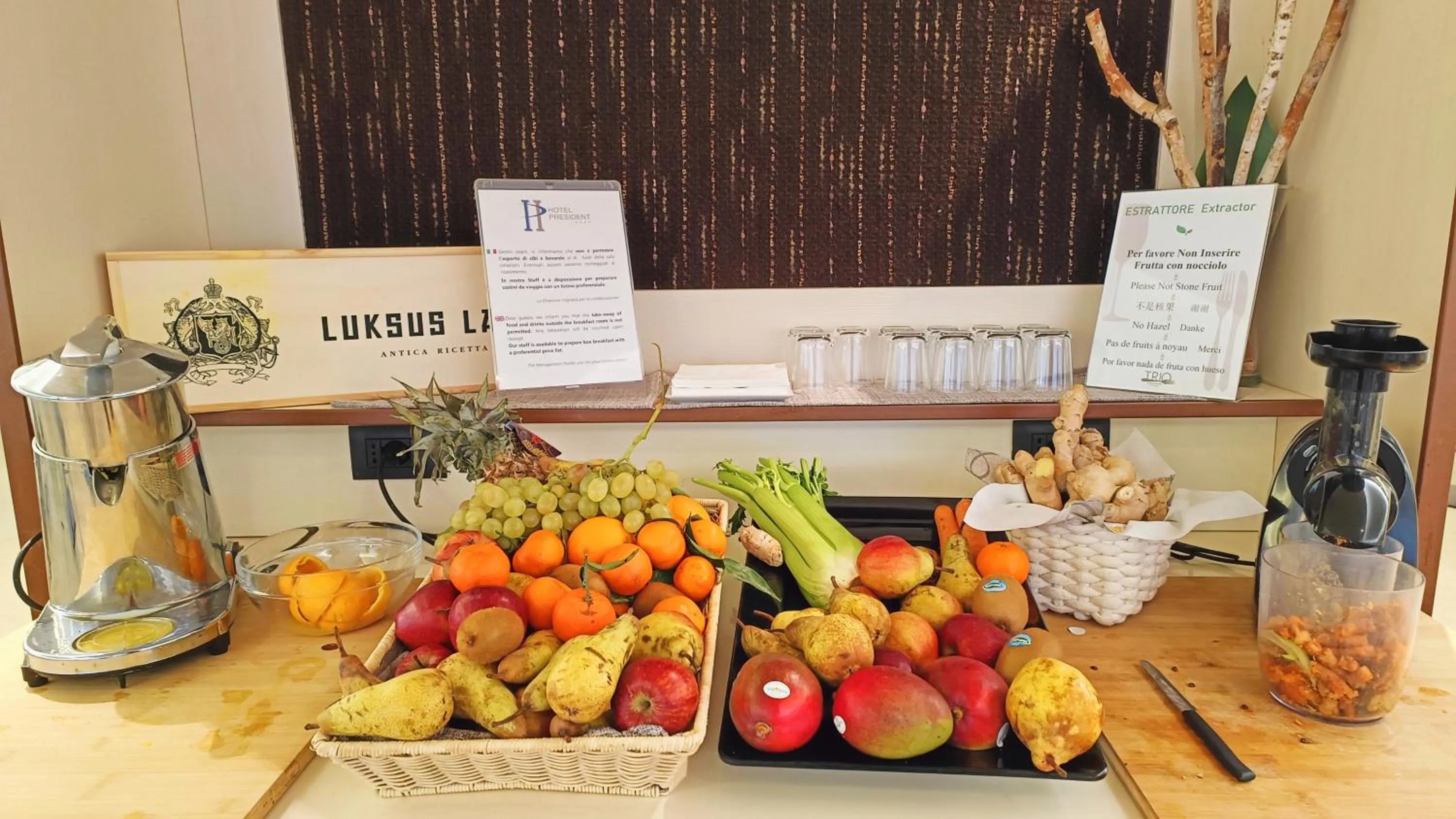 Breakfast in Hotel President