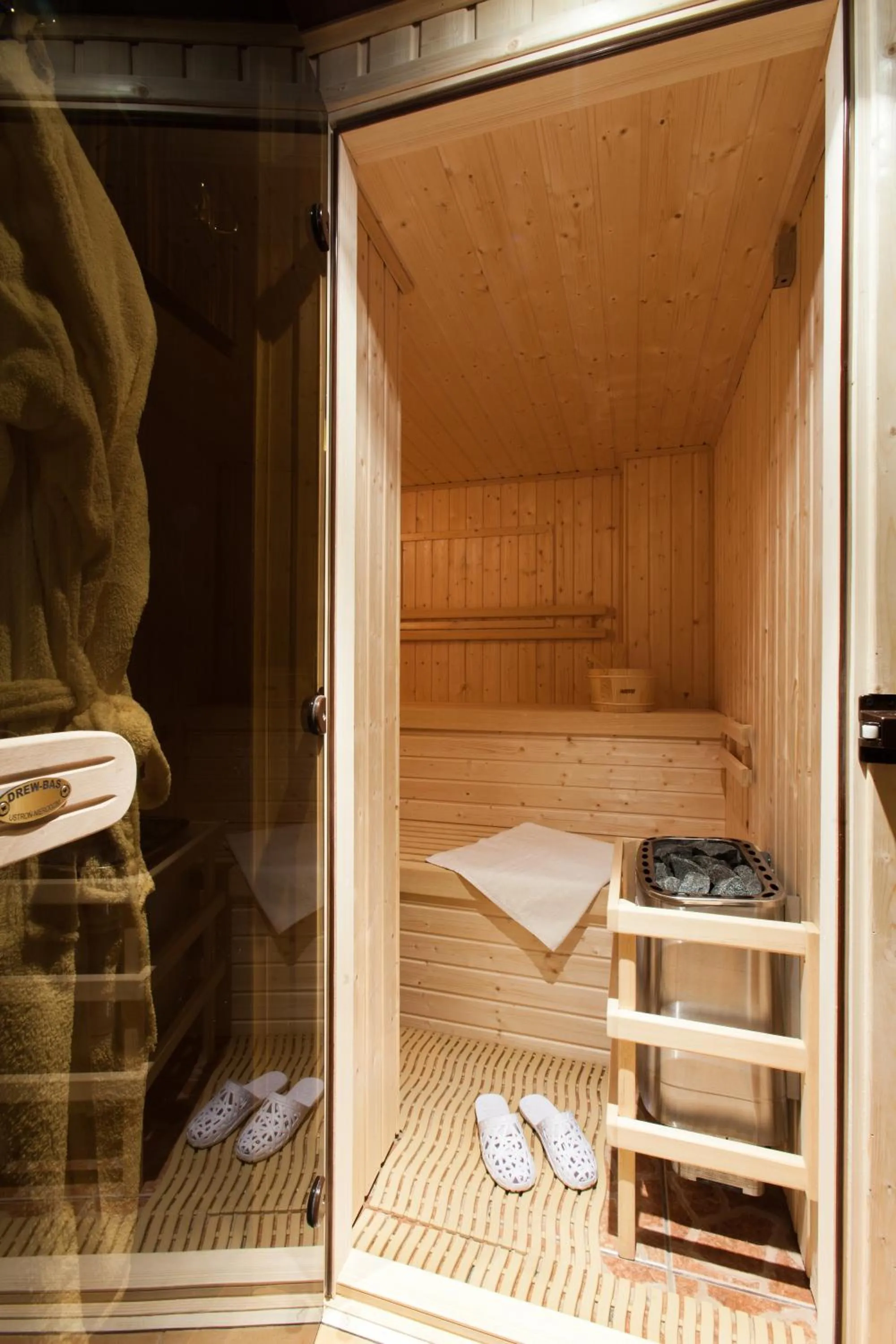 Sauna in Villa Cynamon Jacuzzi & Sauna