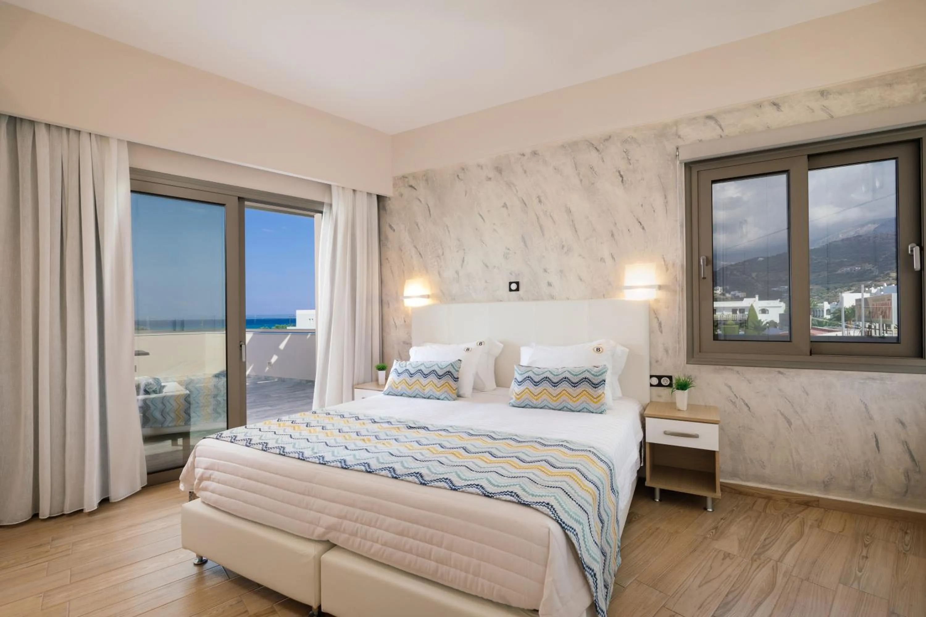 Sea view, Bed in Belvedere Luxury Apartments & Spa