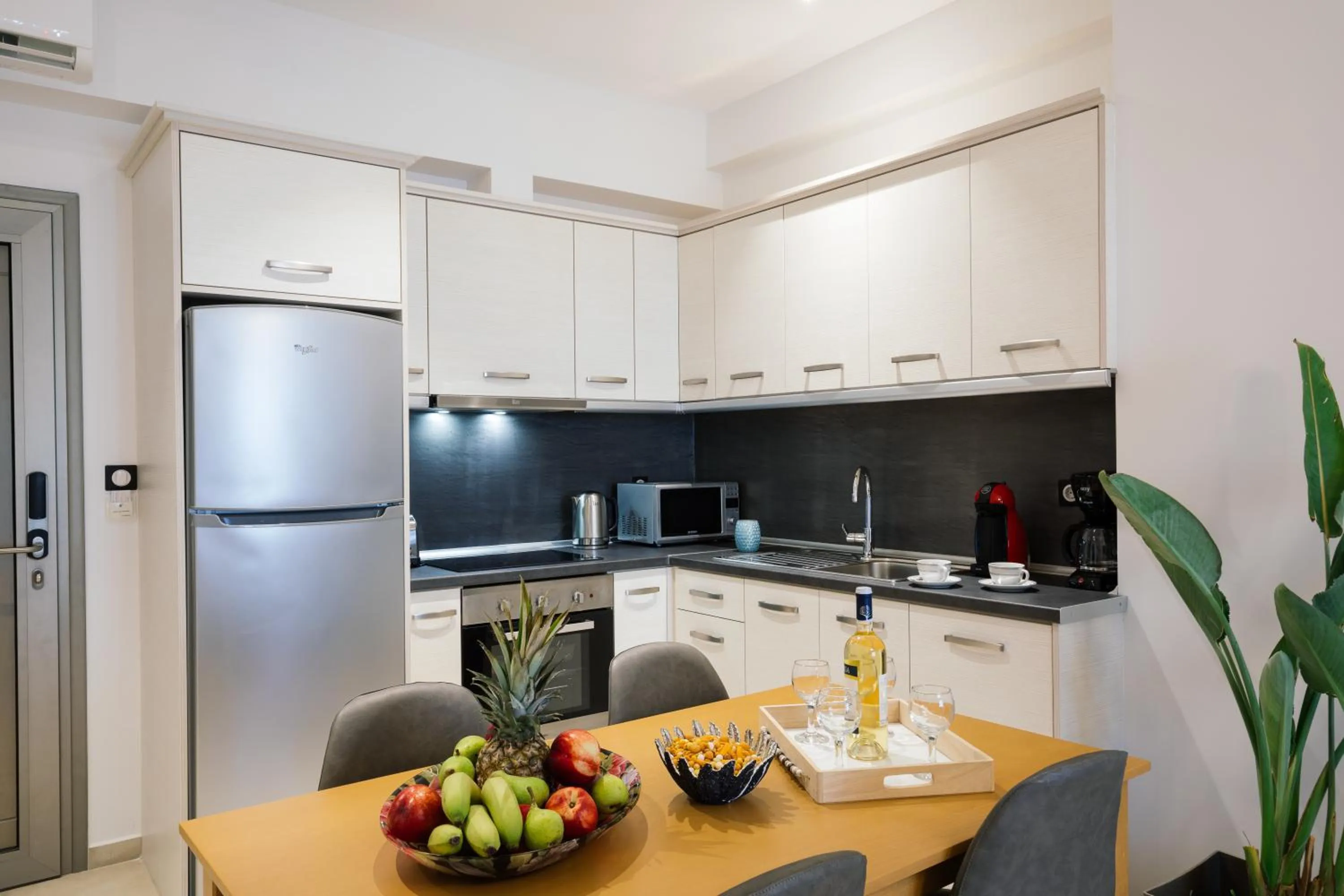 Kitchen or kitchenette in Belvedere Luxury Apartments & Spa