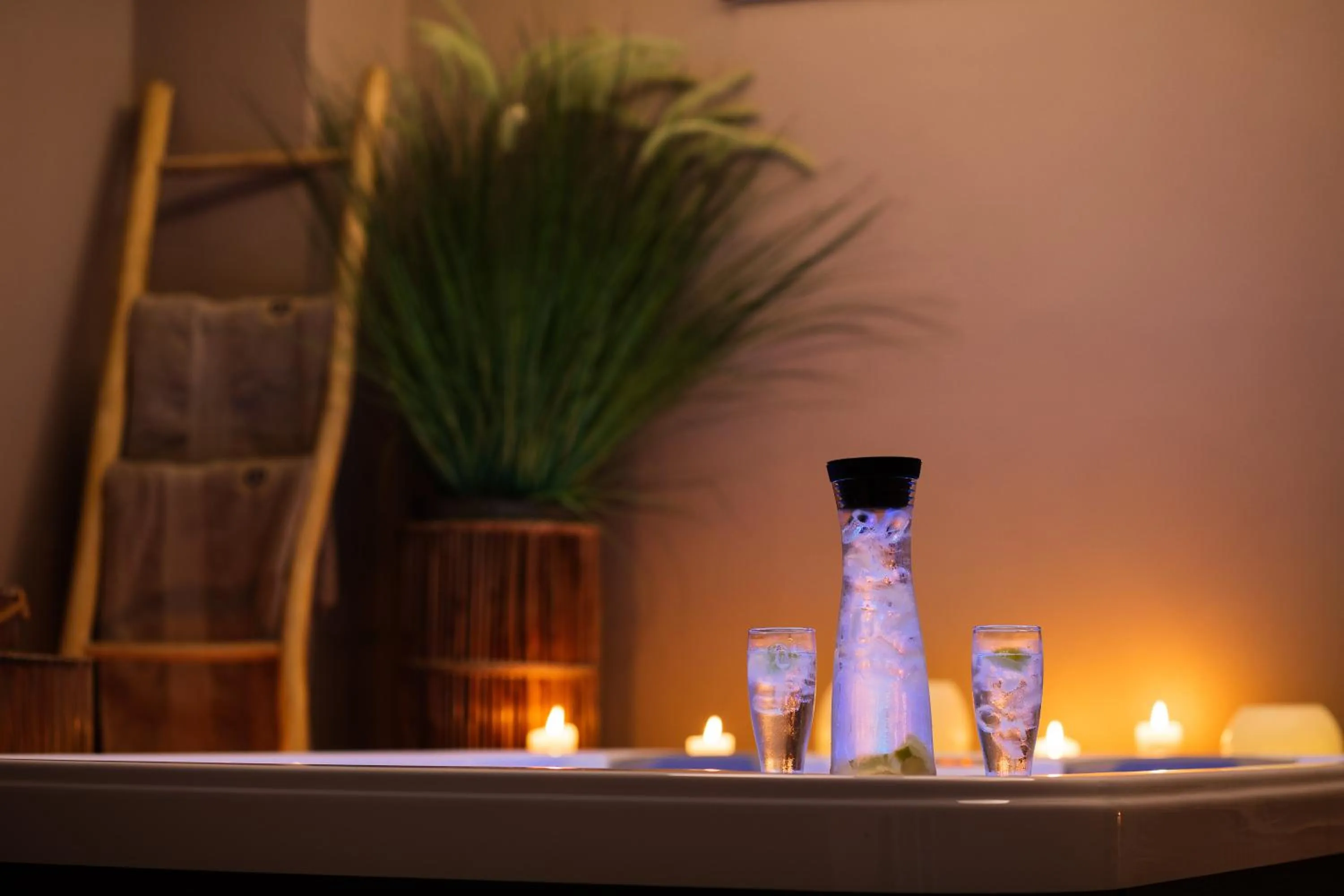 Hot Tub in Belvedere Luxury Apartments & Spa