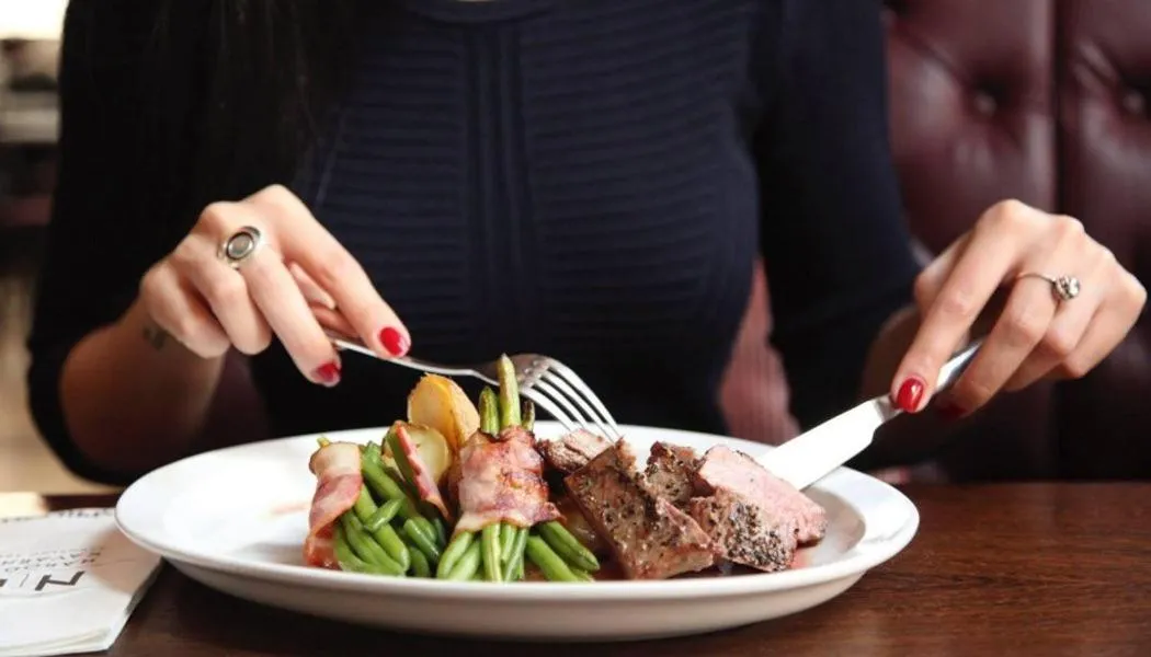 Restaurant/places to eat in Howard Johnson San Francisco