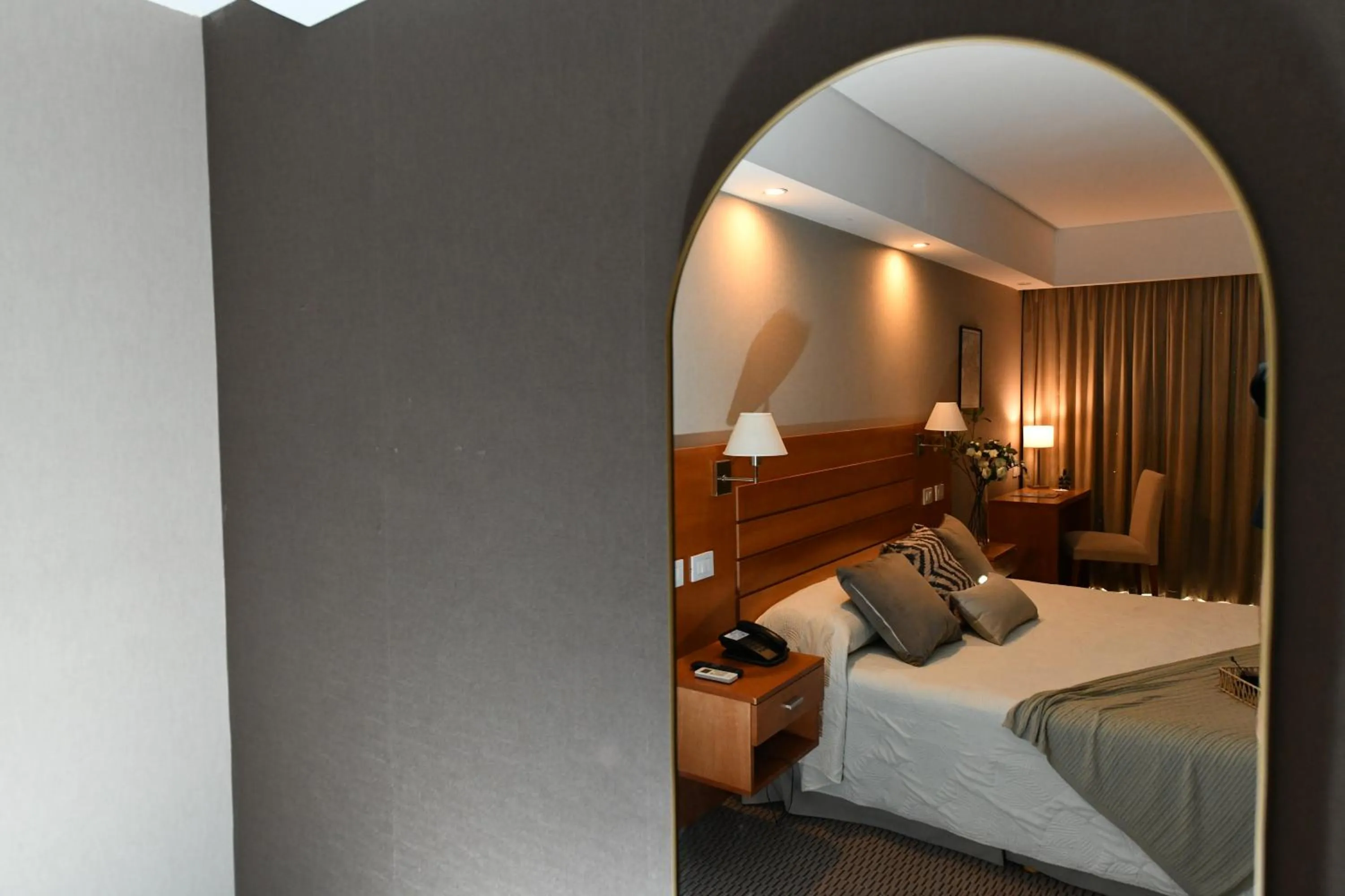 Bedroom, Bed in Howard Johnson San Francisco