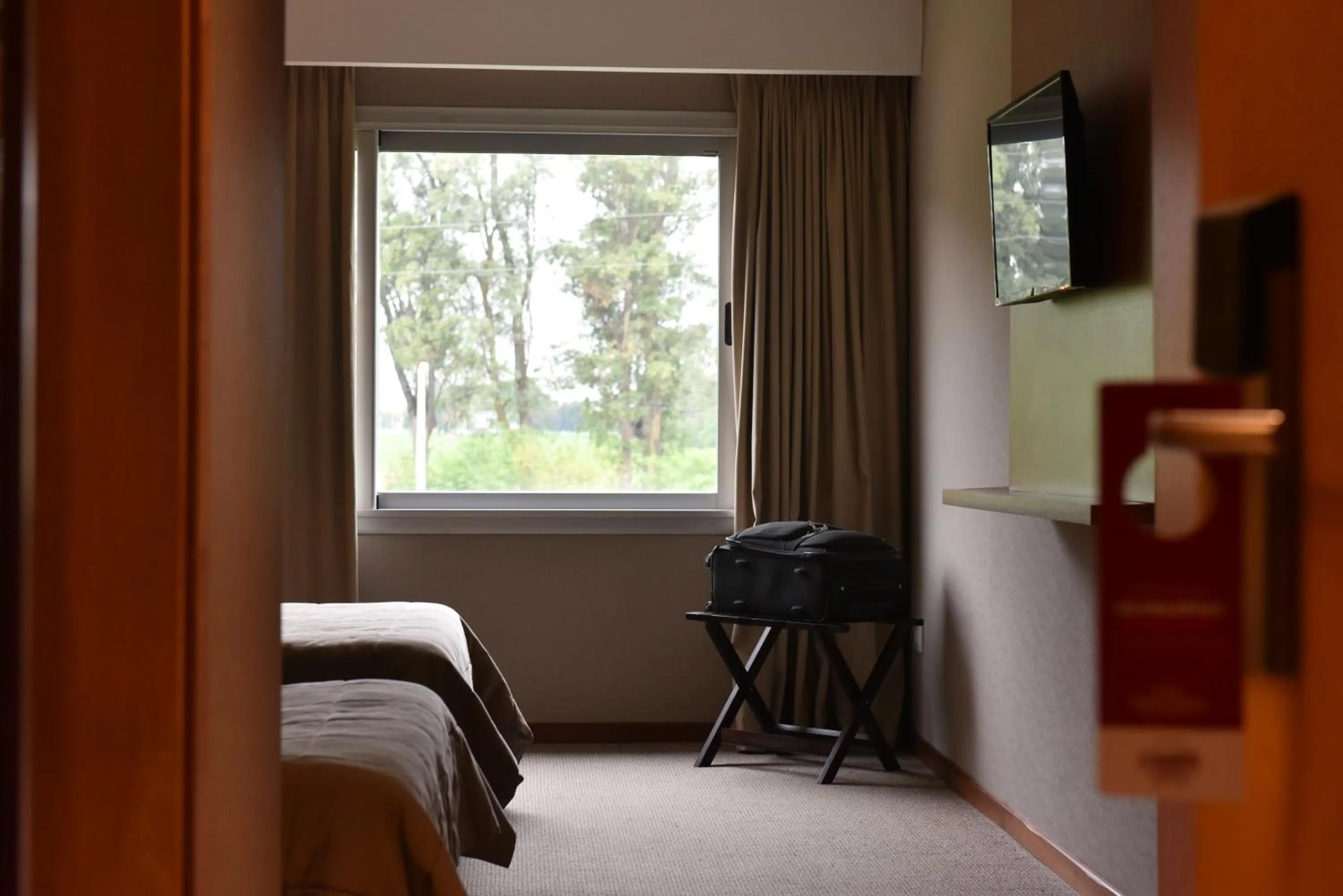 TV and multimedia in Howard Johnson San Francisco