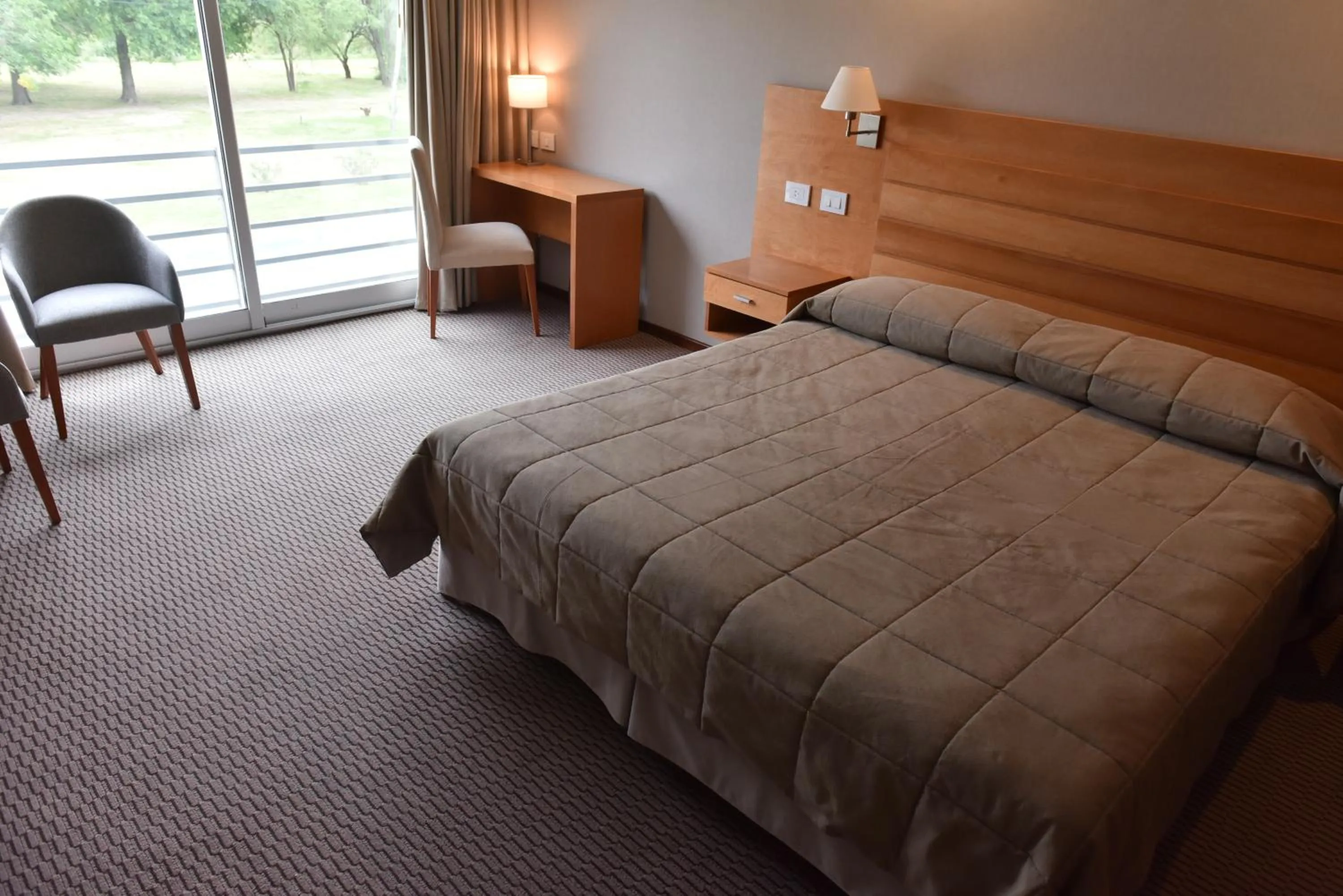 Bed in Howard Johnson San Francisco