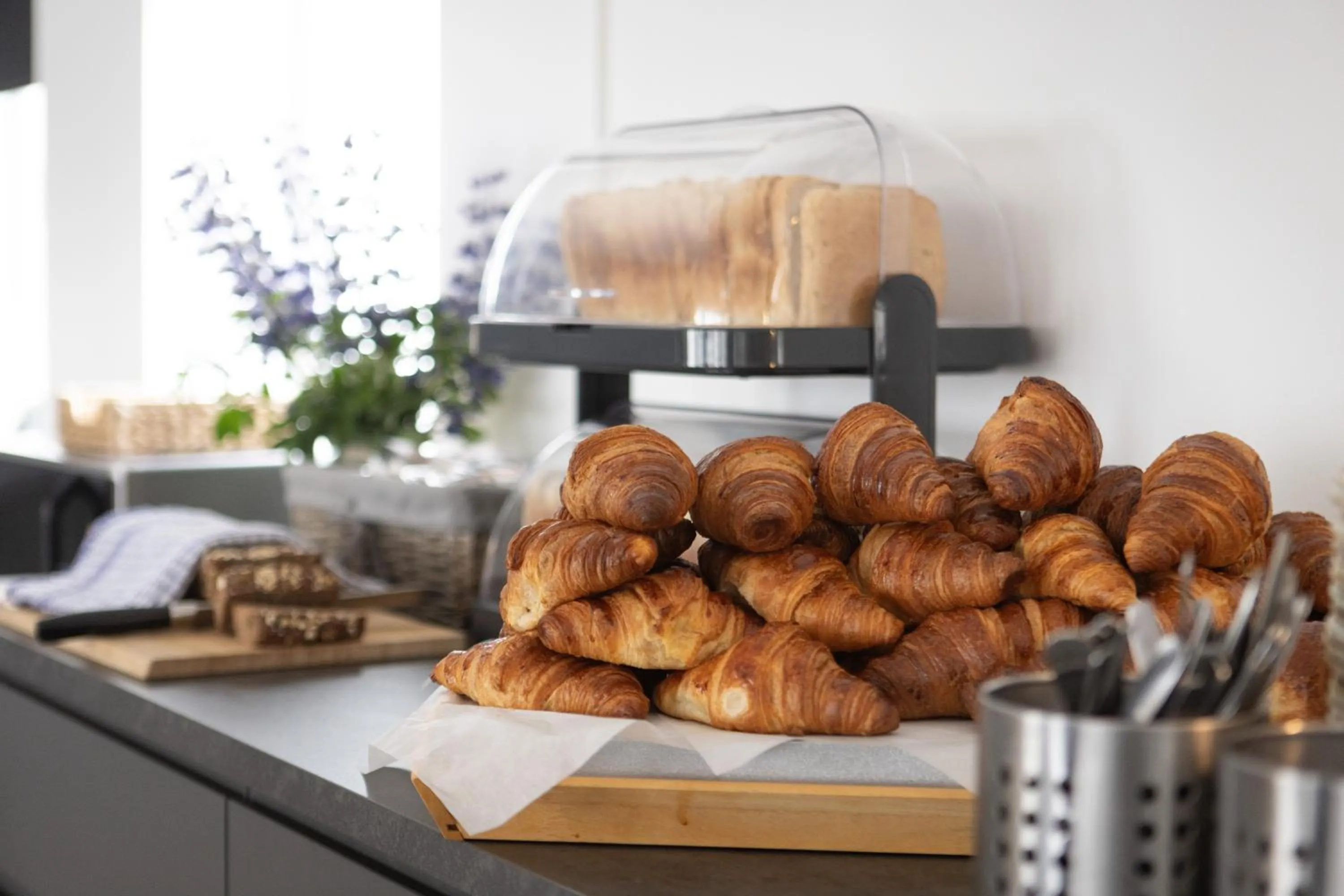 Continental breakfast in 201 Hotel