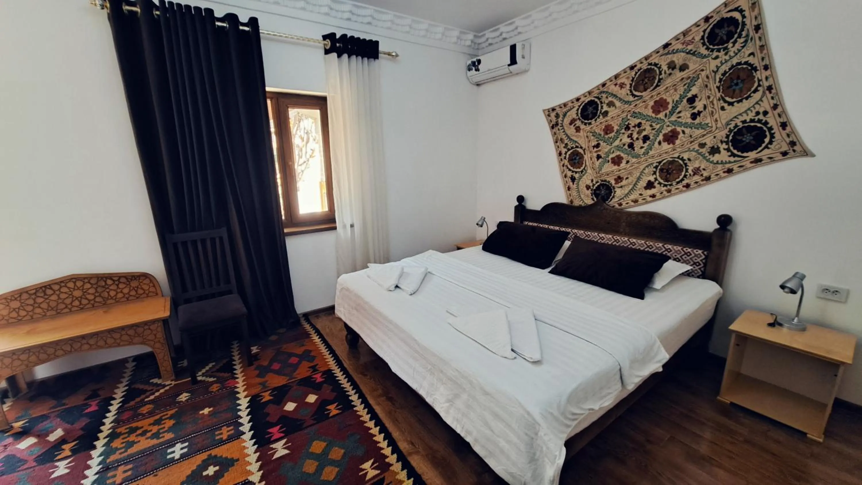 Bed in Boutique Hotel Breshim Terrace