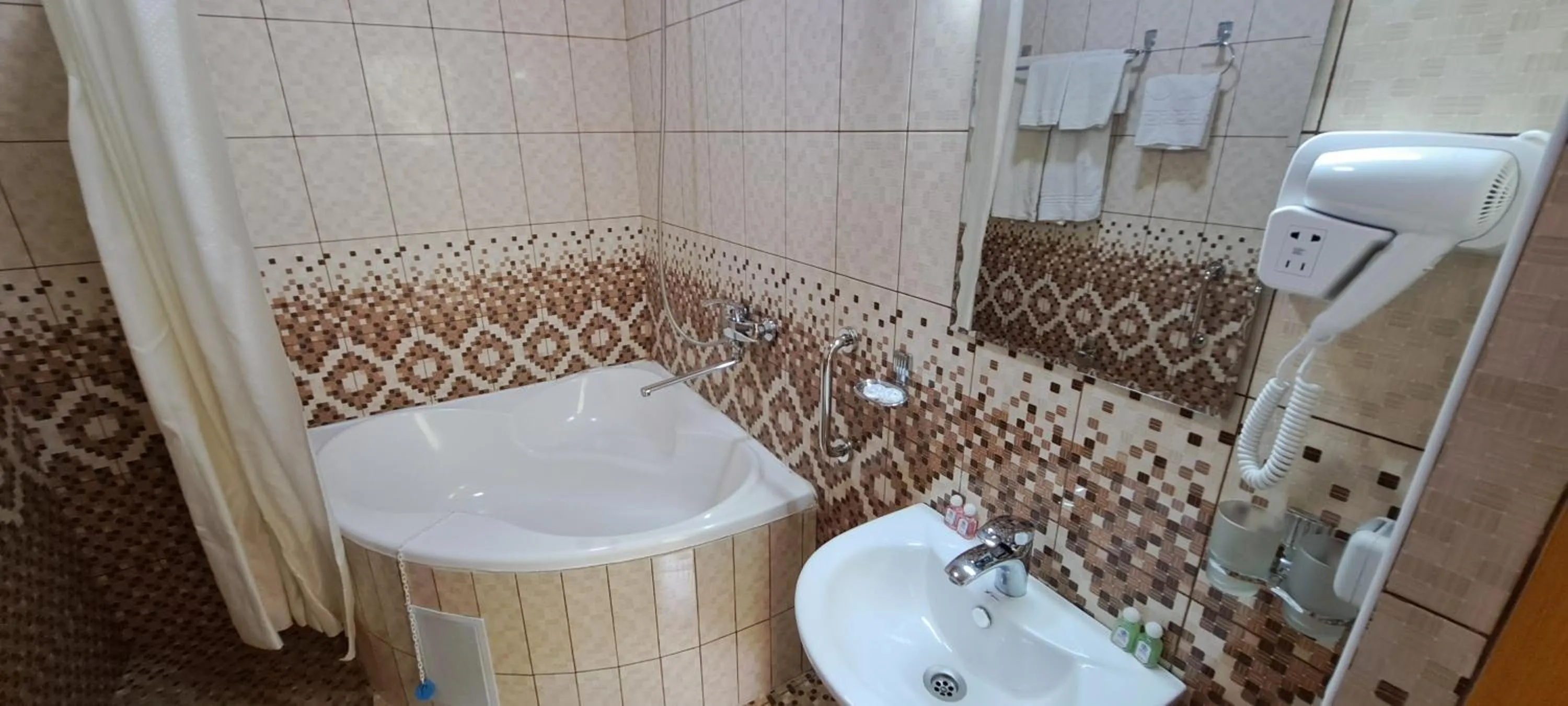 Boutique Hotel Breshim Terrace