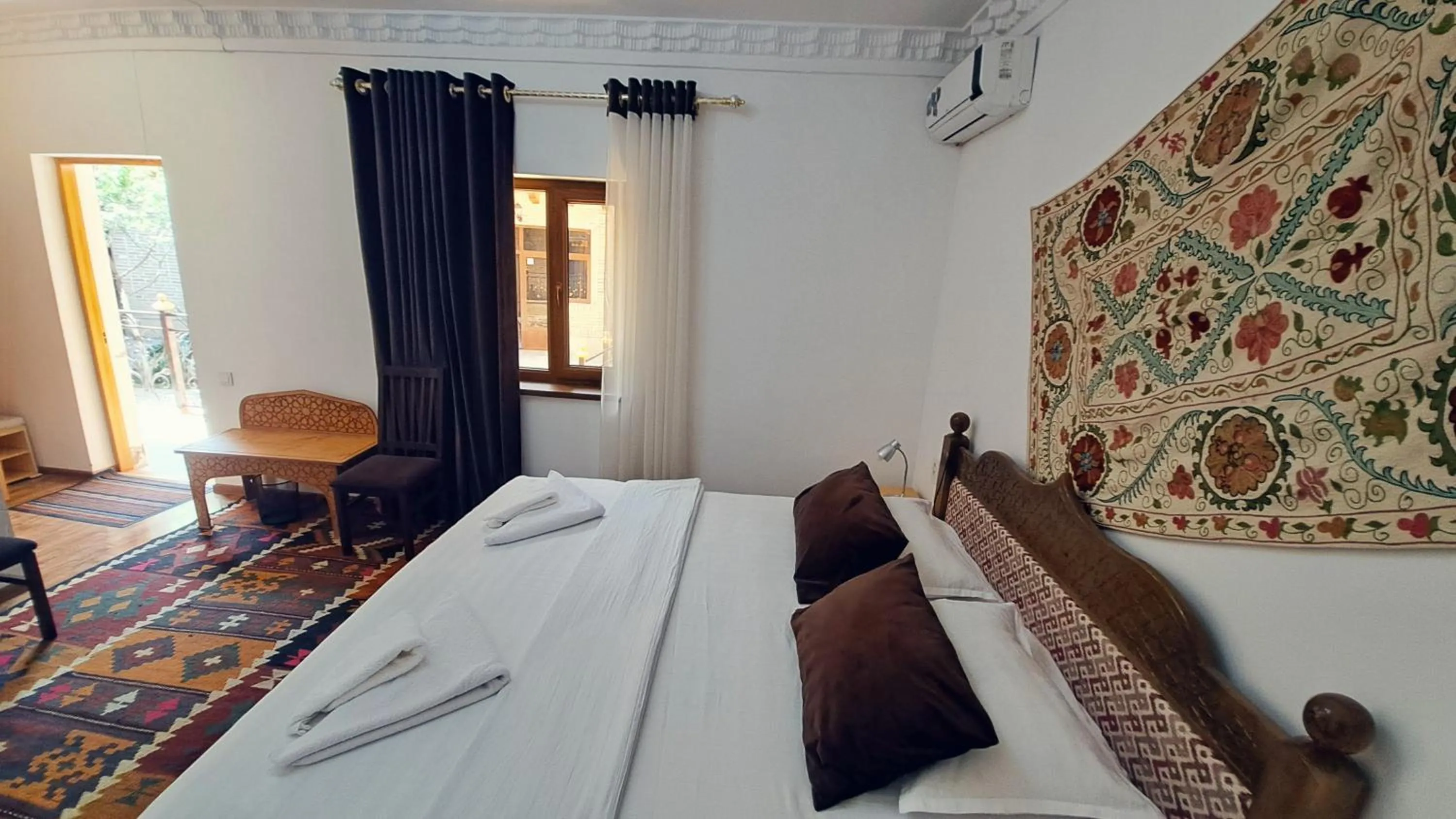 Bed in Boutique Hotel Breshim Terrace