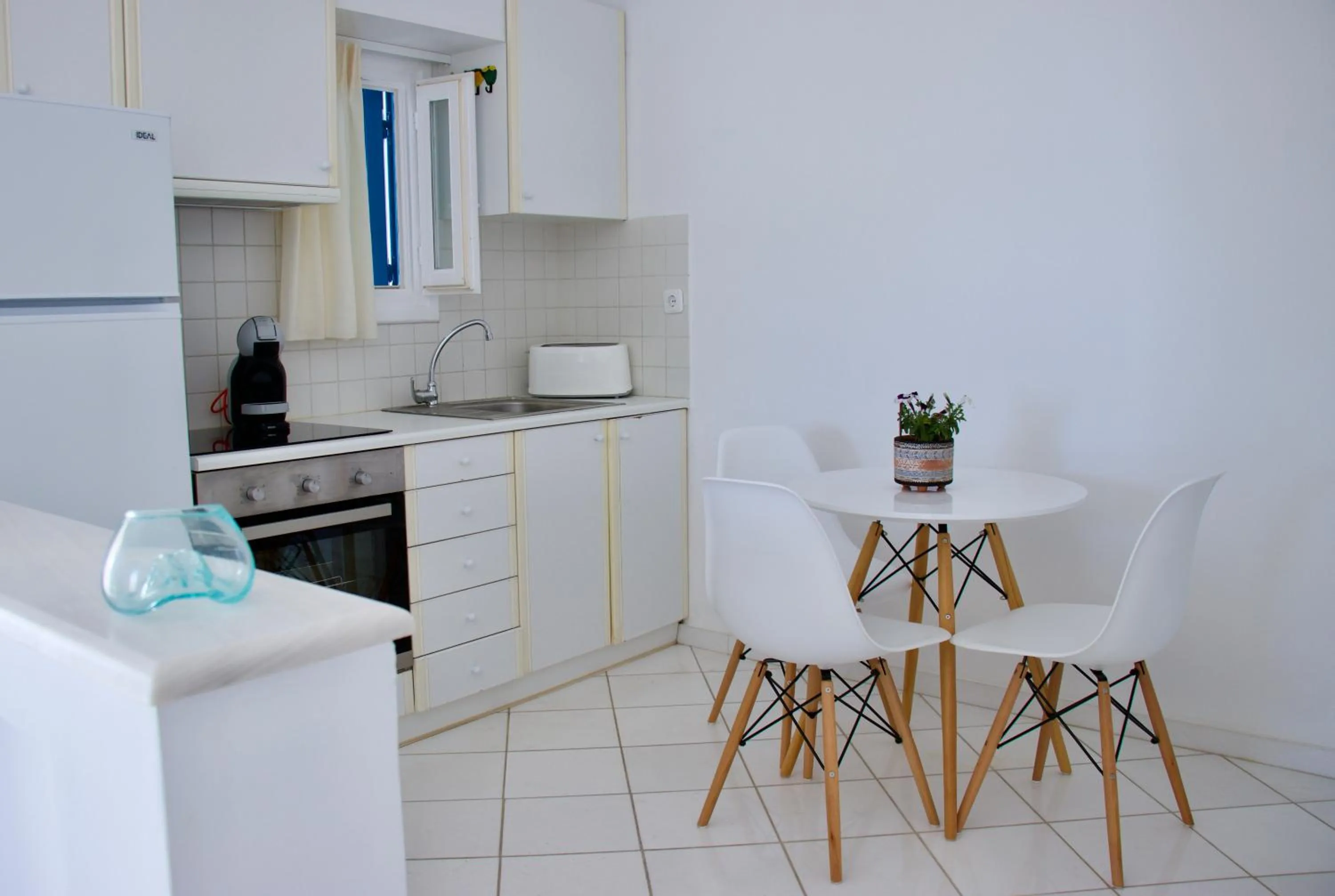 Kitchen or kitchenette in Grand Bleu Apartments & Villas