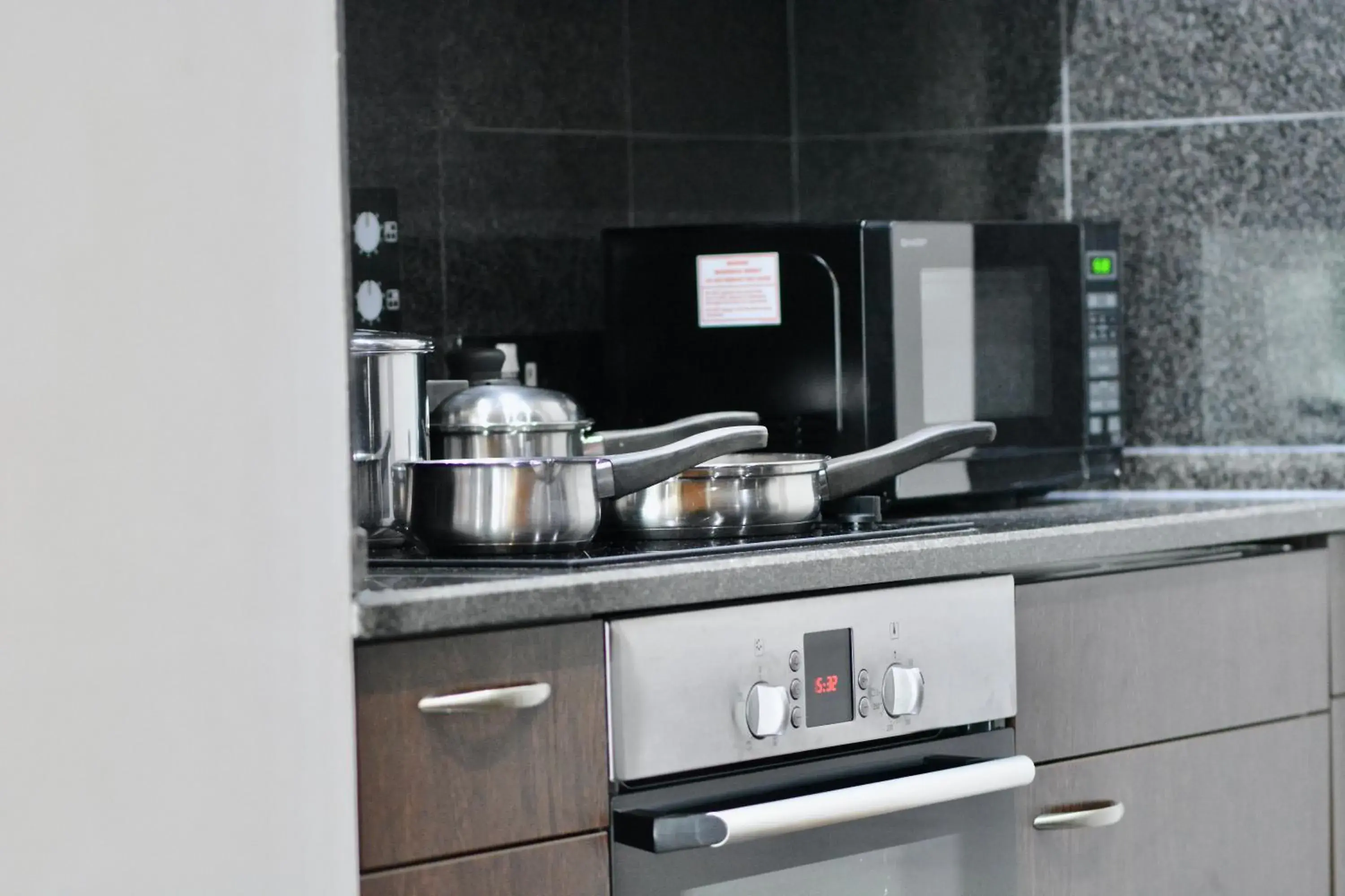 Kitchen or kitchenette, Kitchen/Kitchenette in Sanctum International Serviced Apartments