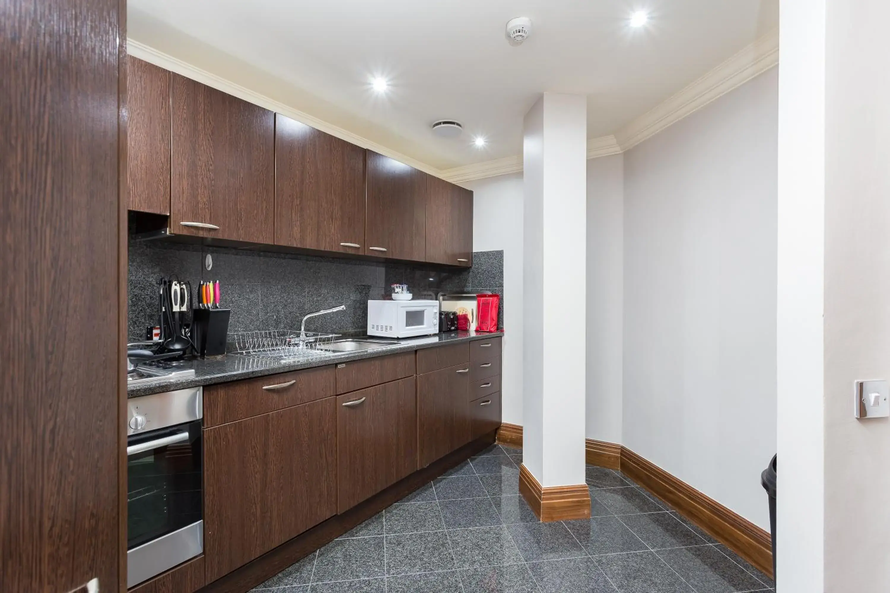 Kitchen or kitchenette, Kitchen/Kitchenette in Sanctum International Serviced Apartments