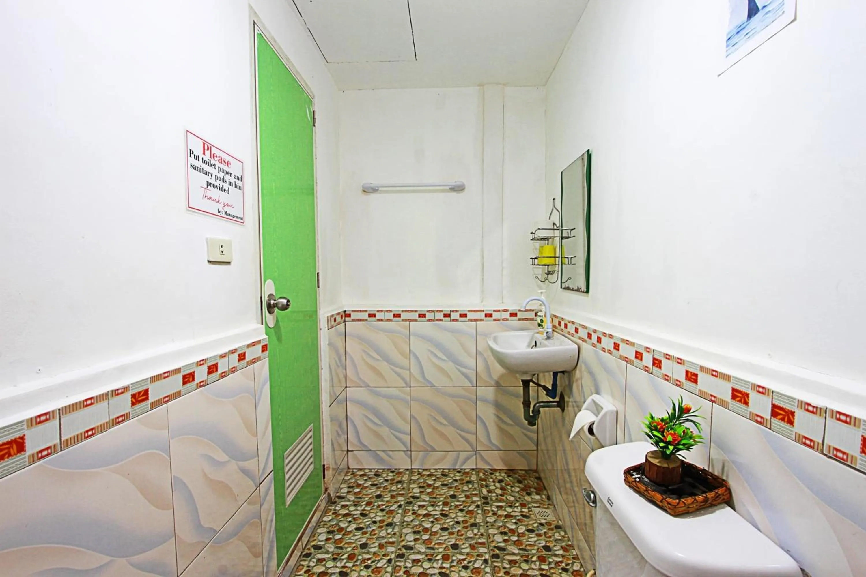 Bathroom in ADRIANA's PLACE TROPICAL GUESTHOUSE