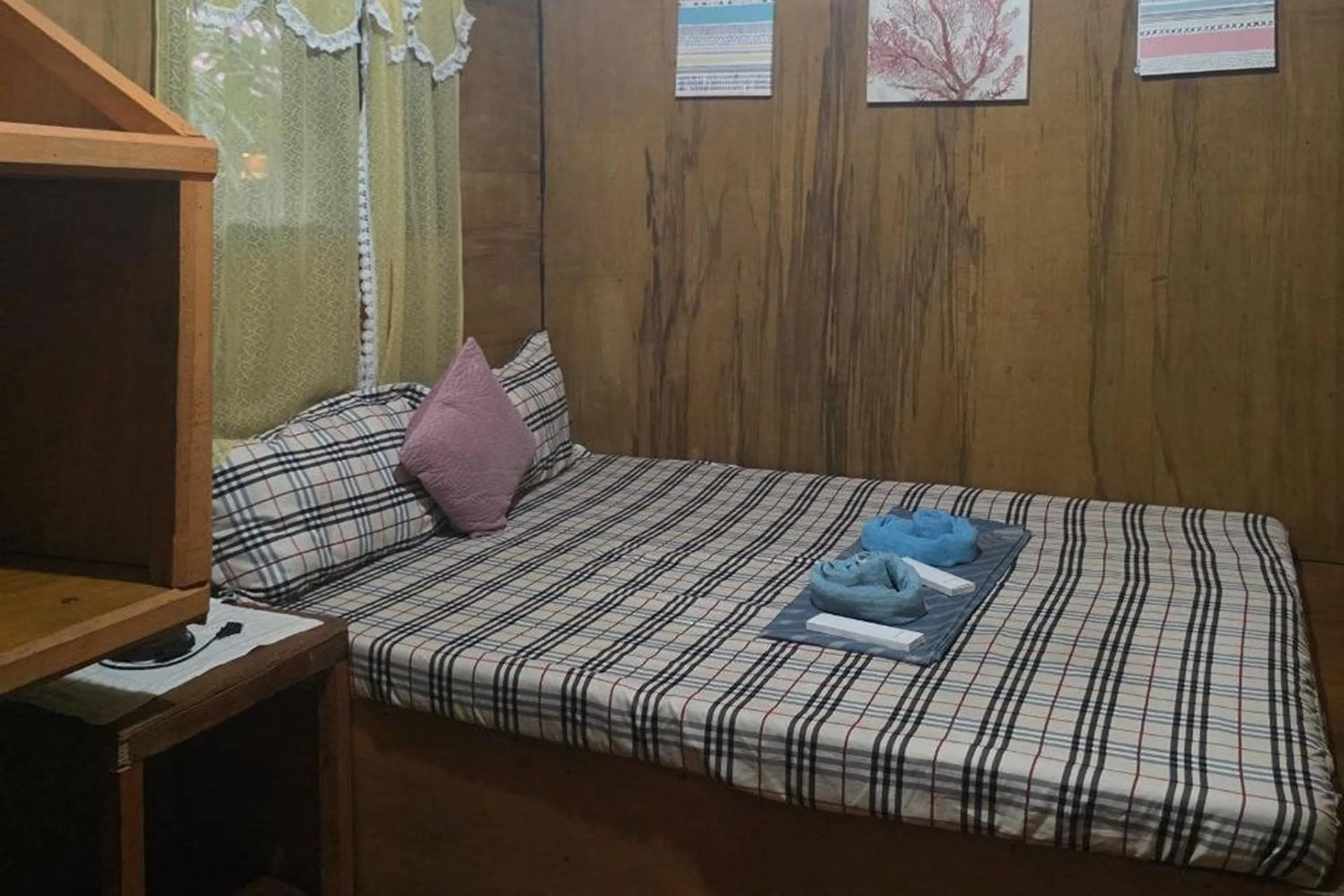 Photo of the whole room, Bed in ADRIANA's PLACE TROPICAL GUESTHOUSE