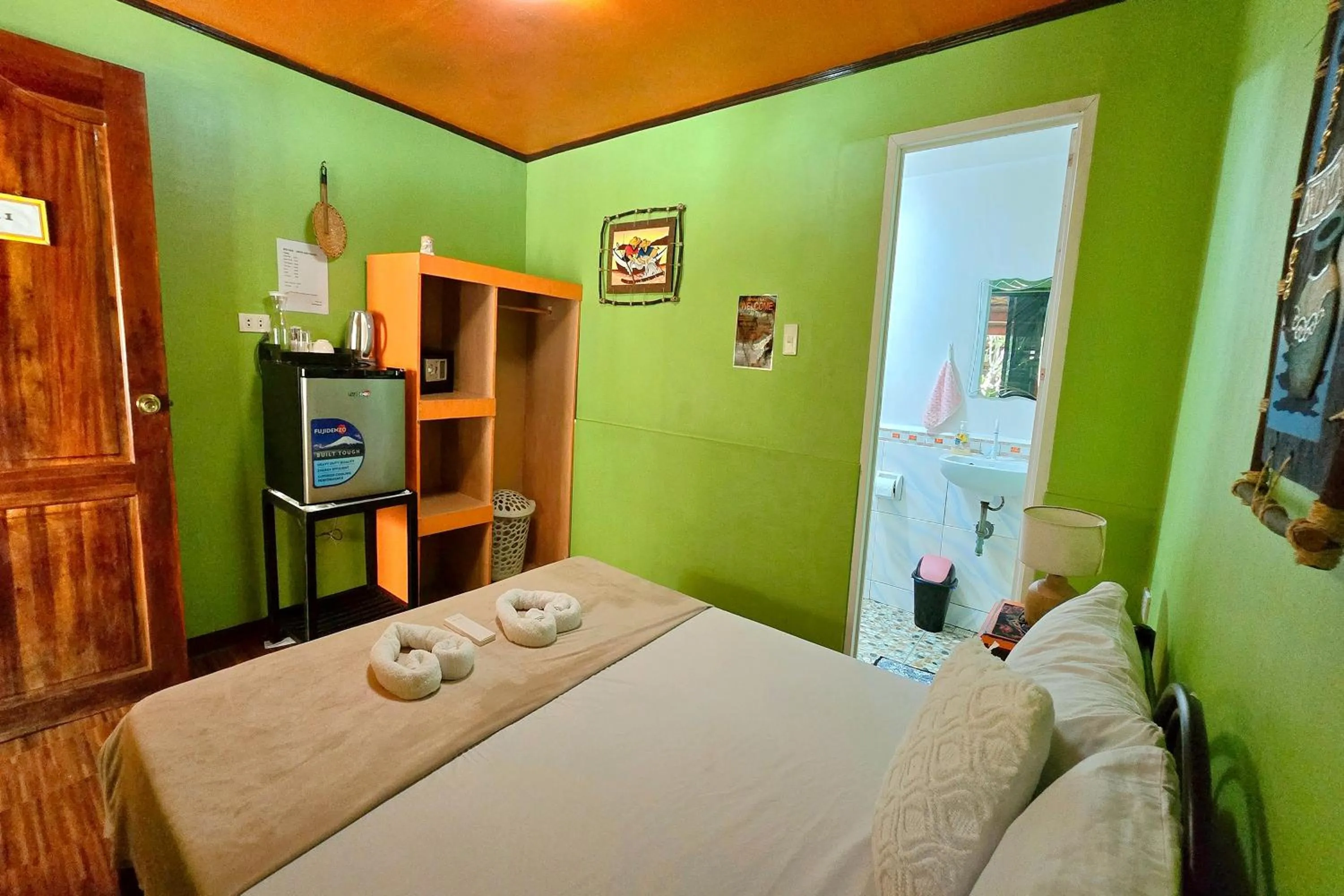 Bedroom, Bed in ADRIANA's PLACE TROPICAL GUESTHOUSE