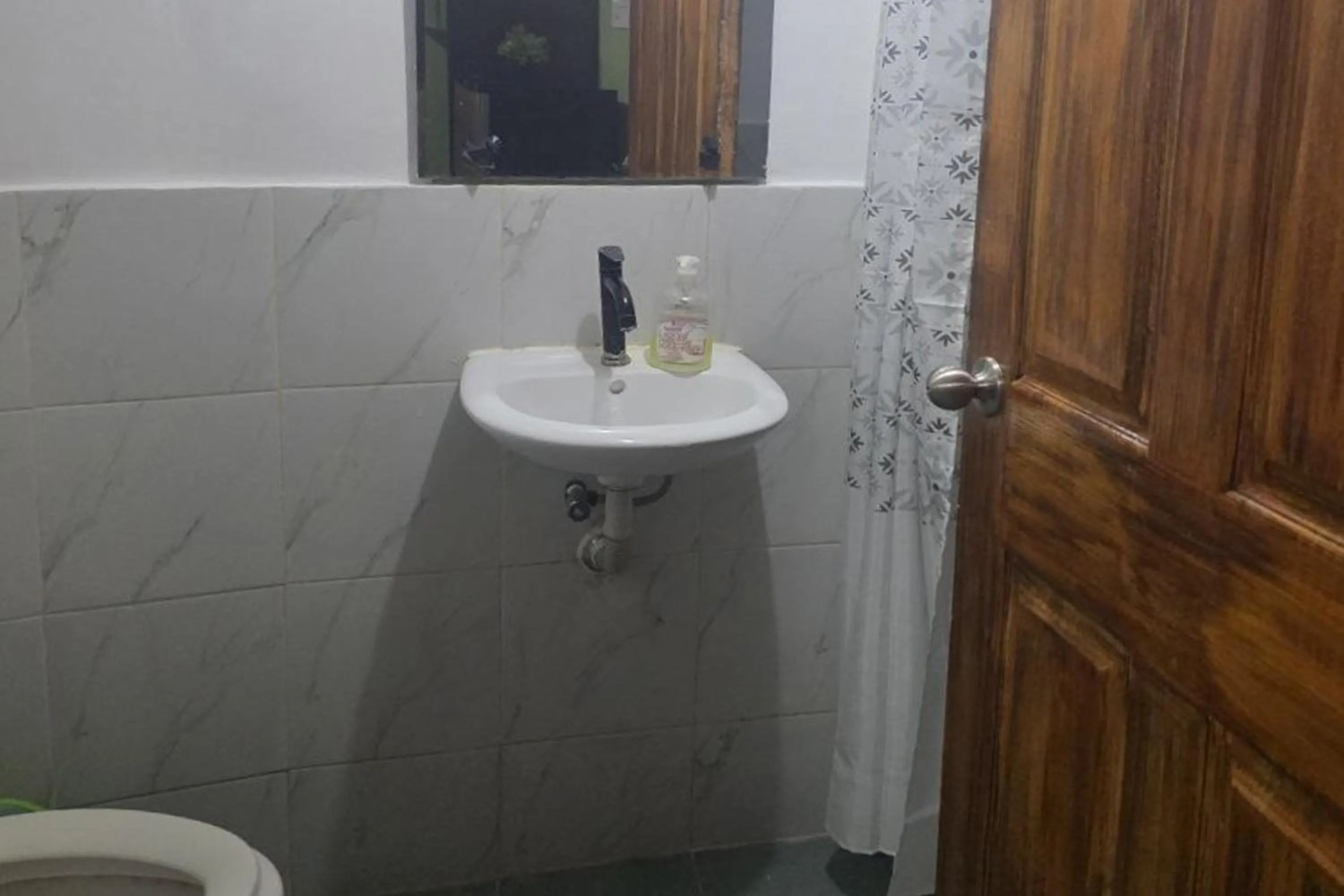 Bathroom in ADRIANA's PLACE TROPICAL GUESTHOUSE