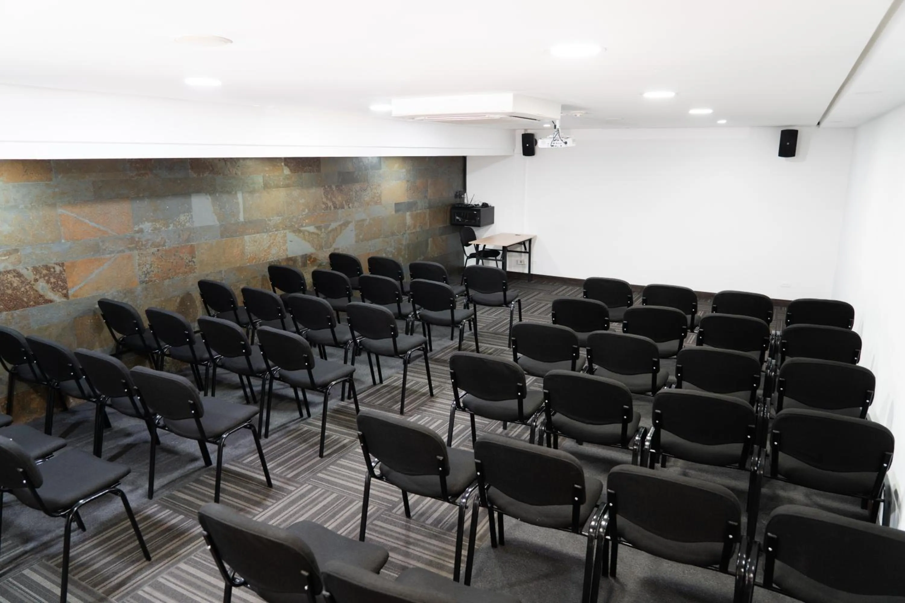 Meeting/conference room in Best Western Plus Hotel San Diego