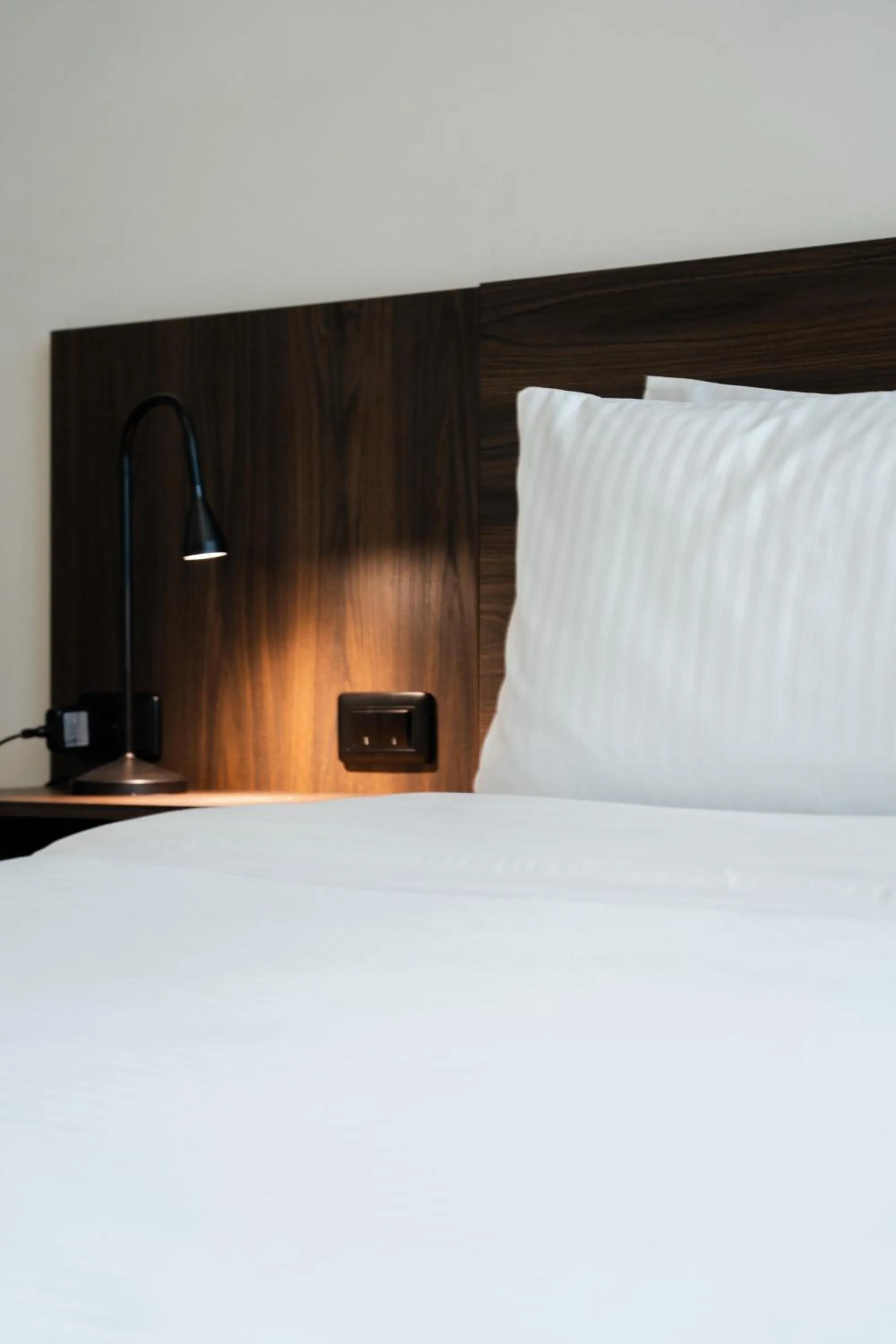 Photo of the whole room, Bed in Best Western Plus Hotel San Diego