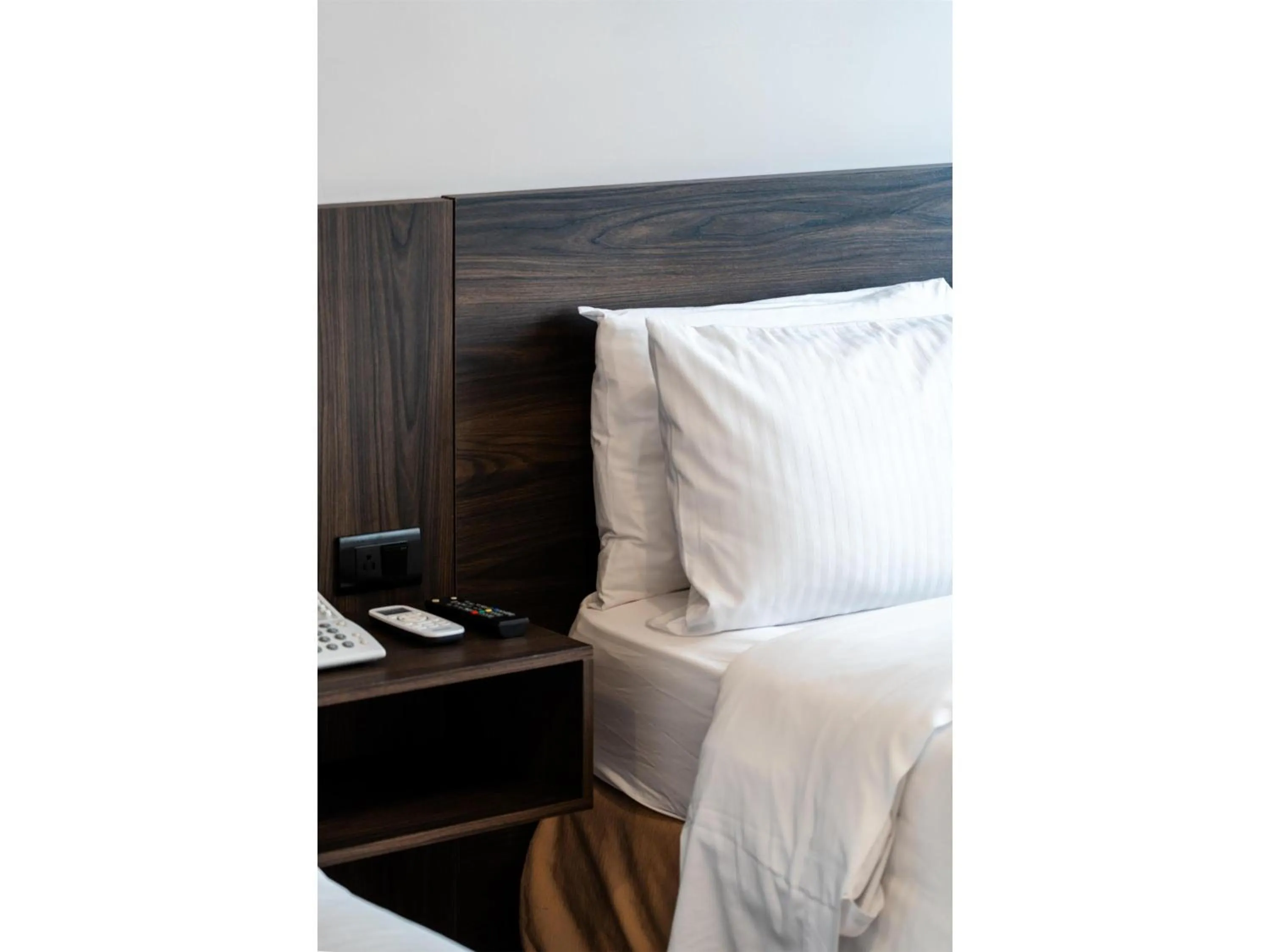 Bedroom, Bed in Best Western Plus Hotel San Diego