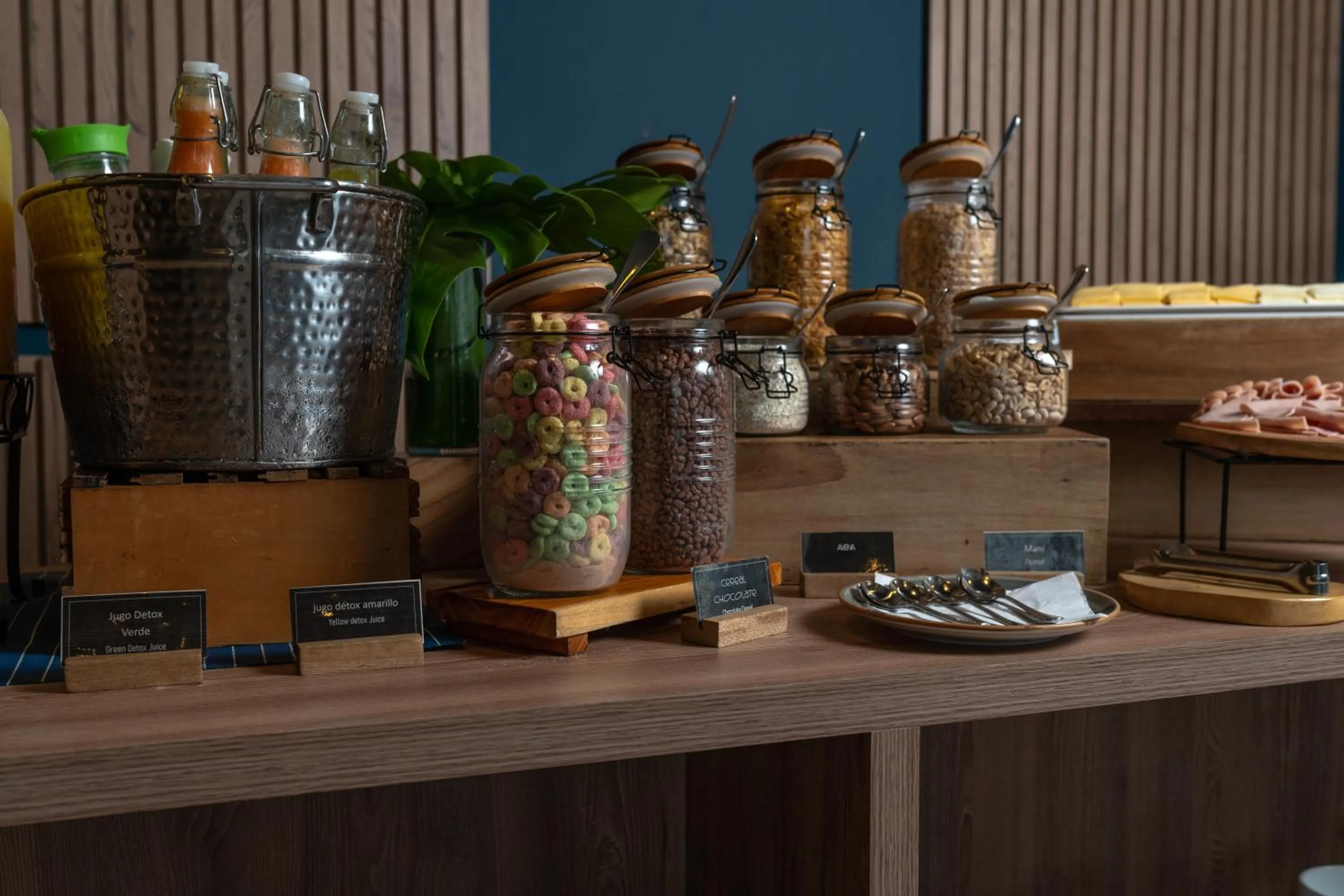 Restaurant/places to eat in GHL Hotel Barranquilla