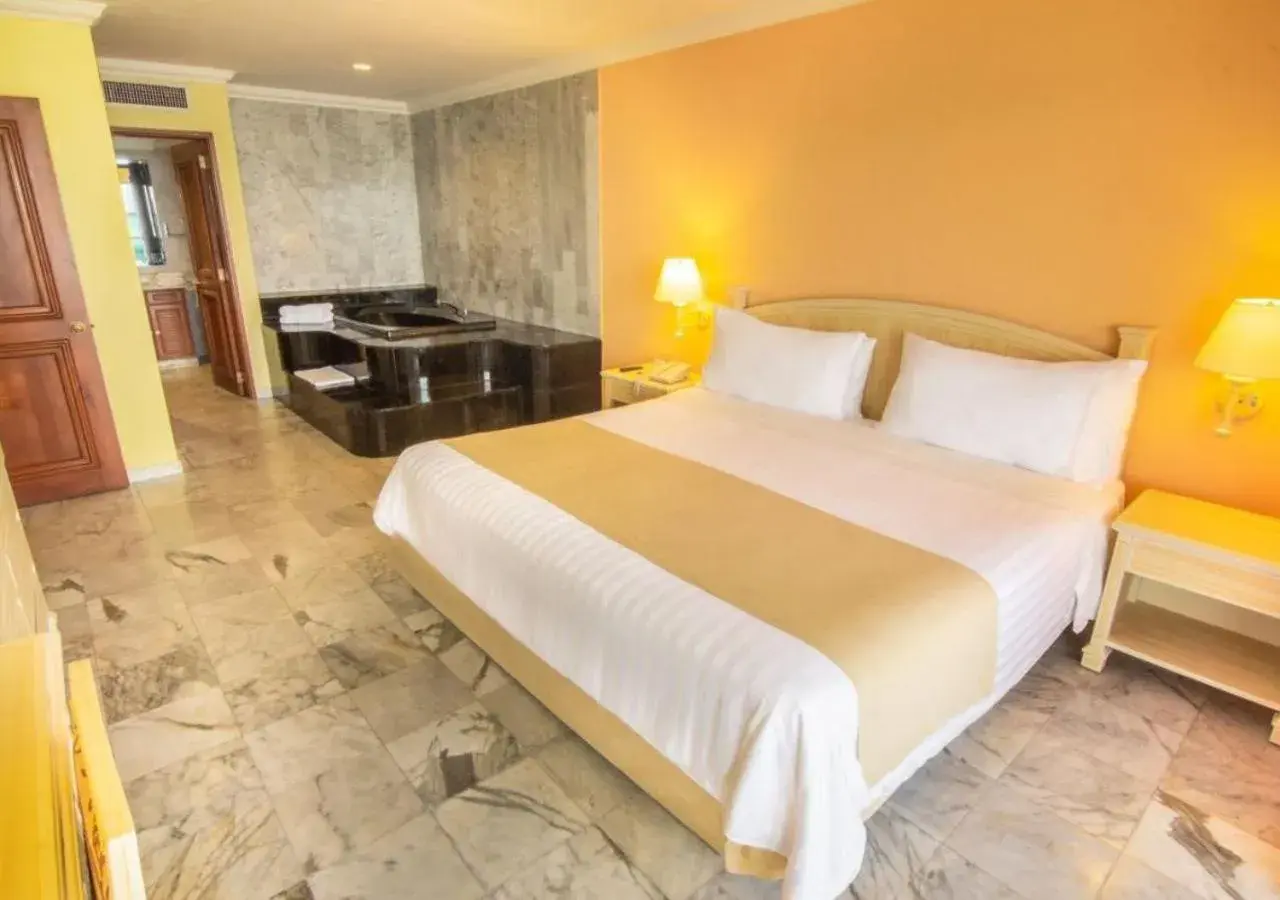 Bed in GHL Hotel Sunrise Bed in GHL Hotel Sunrise