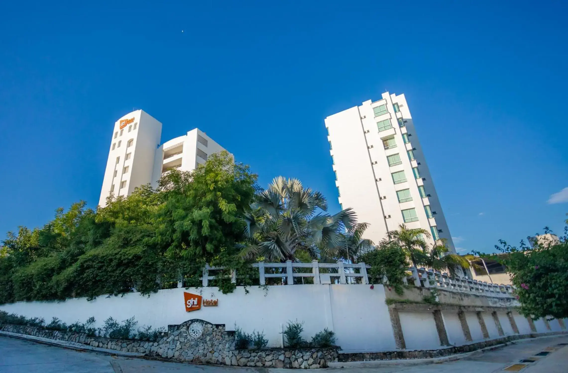 Property building in GHL Relax Hotel Costa Azul Property building in GHL Relax Hotel Costa Azul