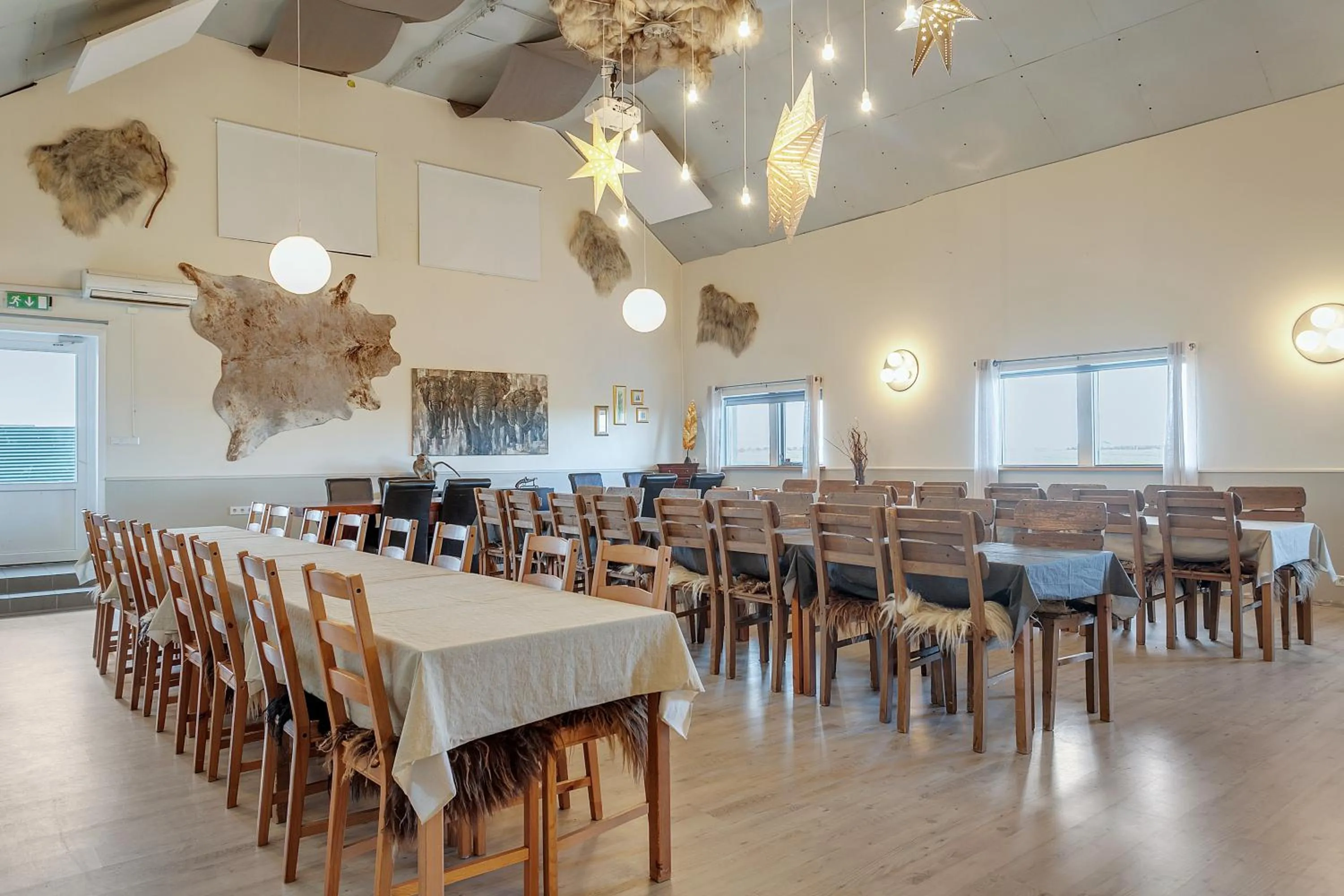 Restaurant/places to eat in Guesthouse Vatnsholt