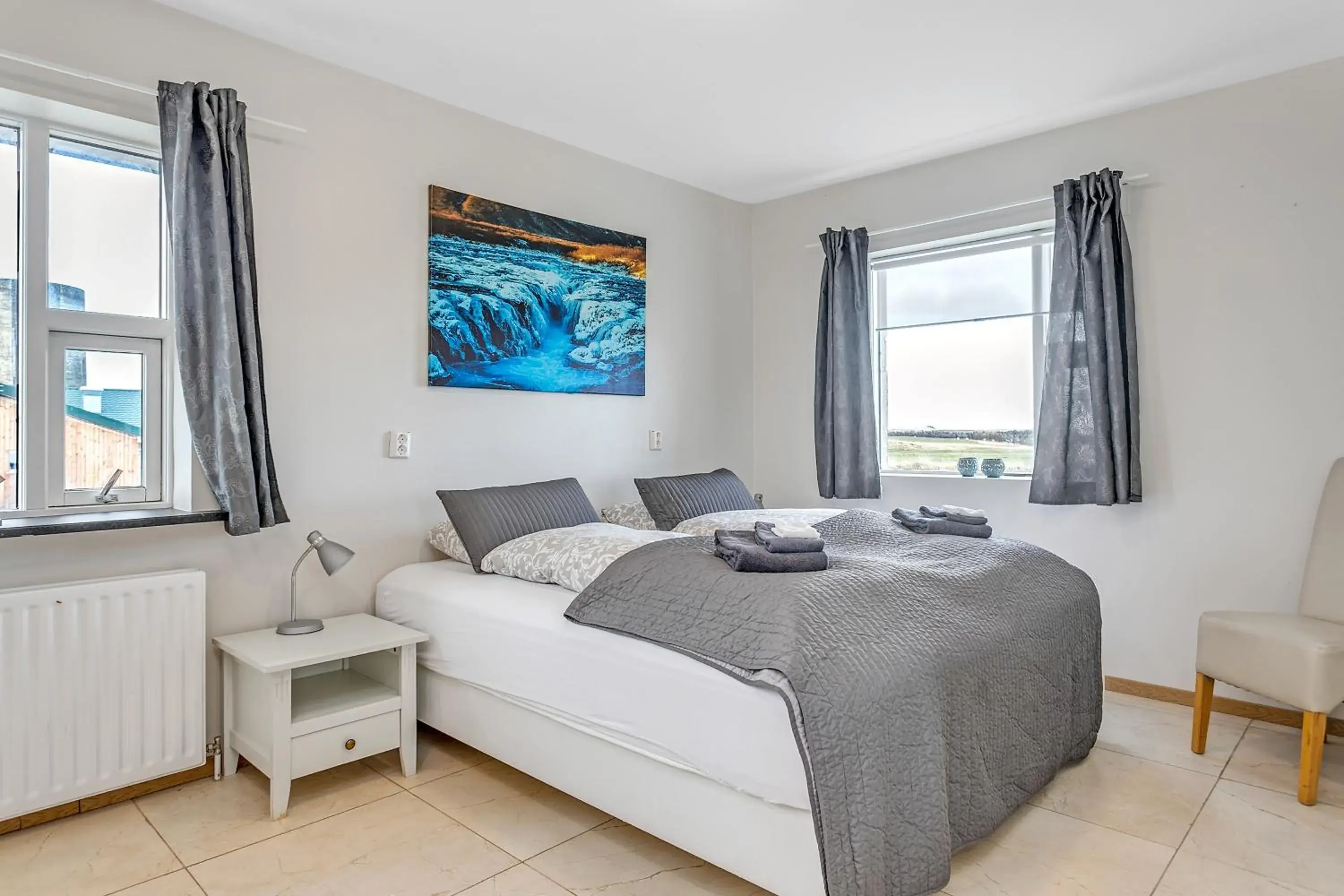 Photo of the whole room, Bed in Guesthouse Vatnsholt Photo of the whole room, Bed in Guesthouse Vatnsholt