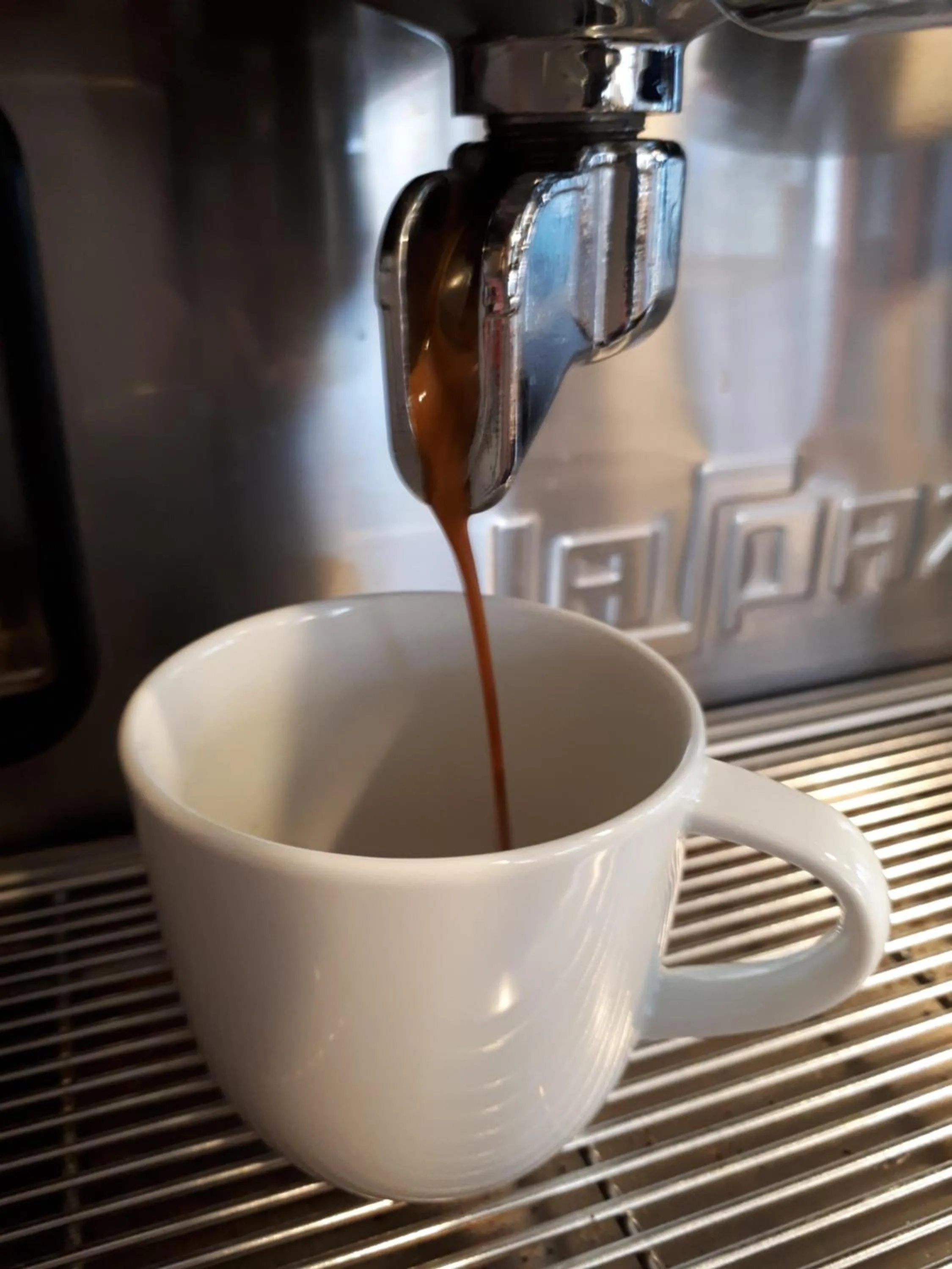 Breakfast in Ty Glyndwr Bunkhouse, Bar and cafe