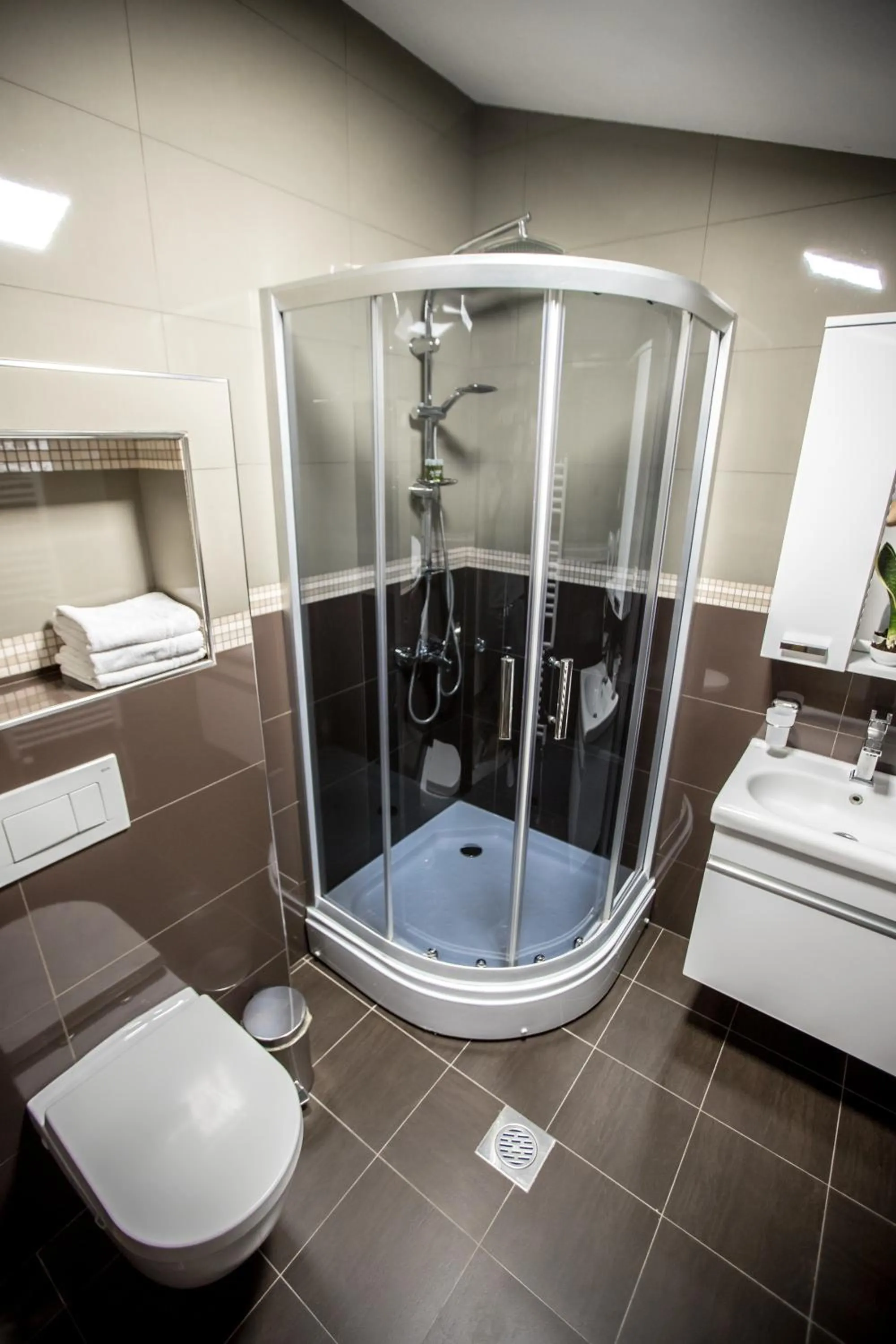 Bathroom in The House of the Miyaks