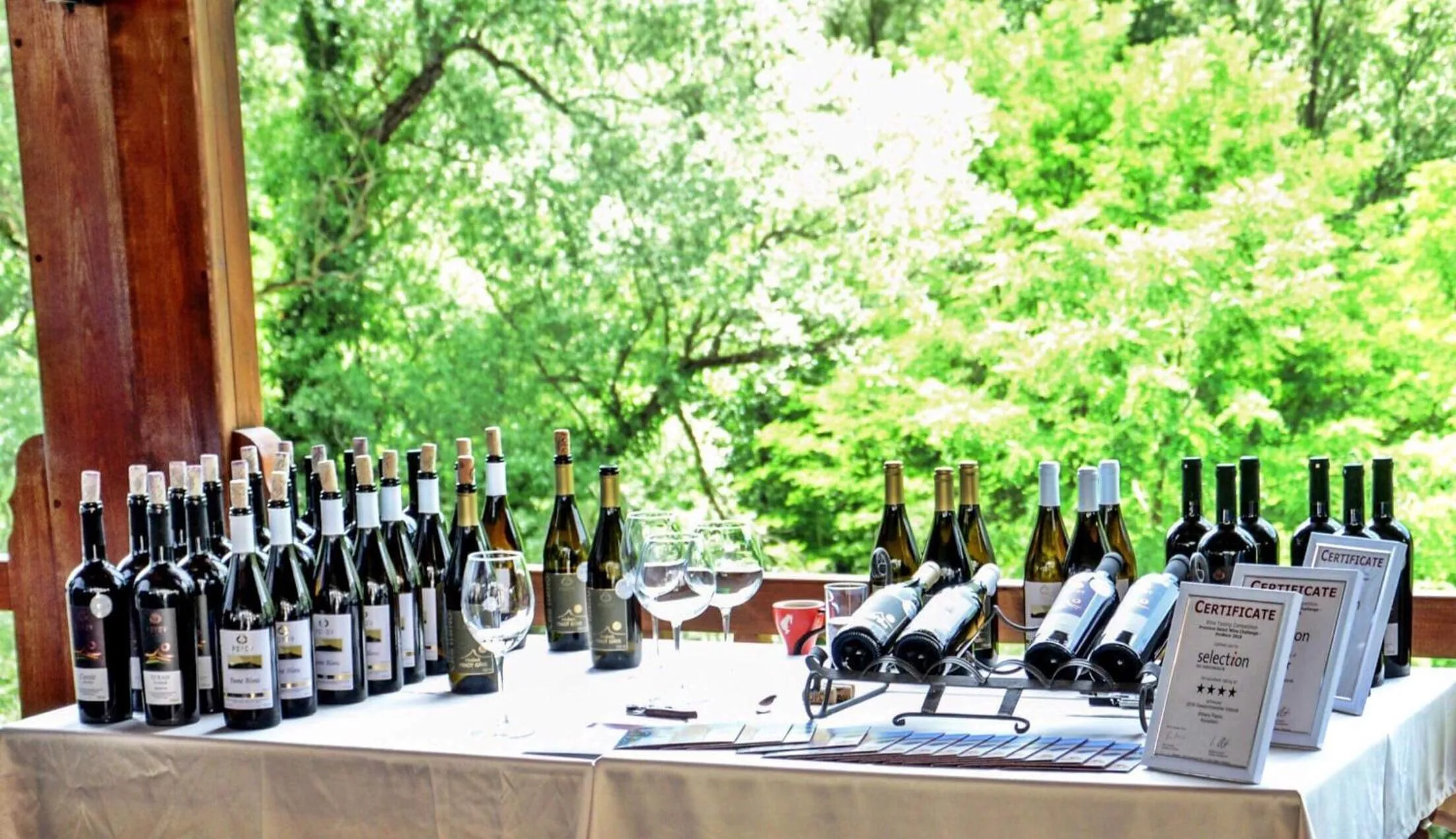 Business facilities in The House of the Miyaks