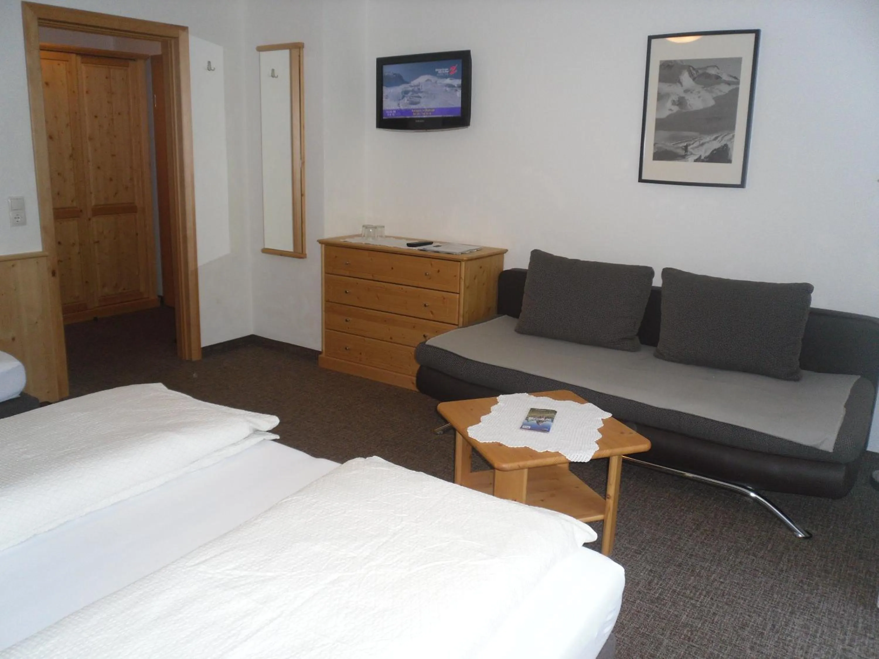 TV and multimedia, Bed in Grünwaldhof