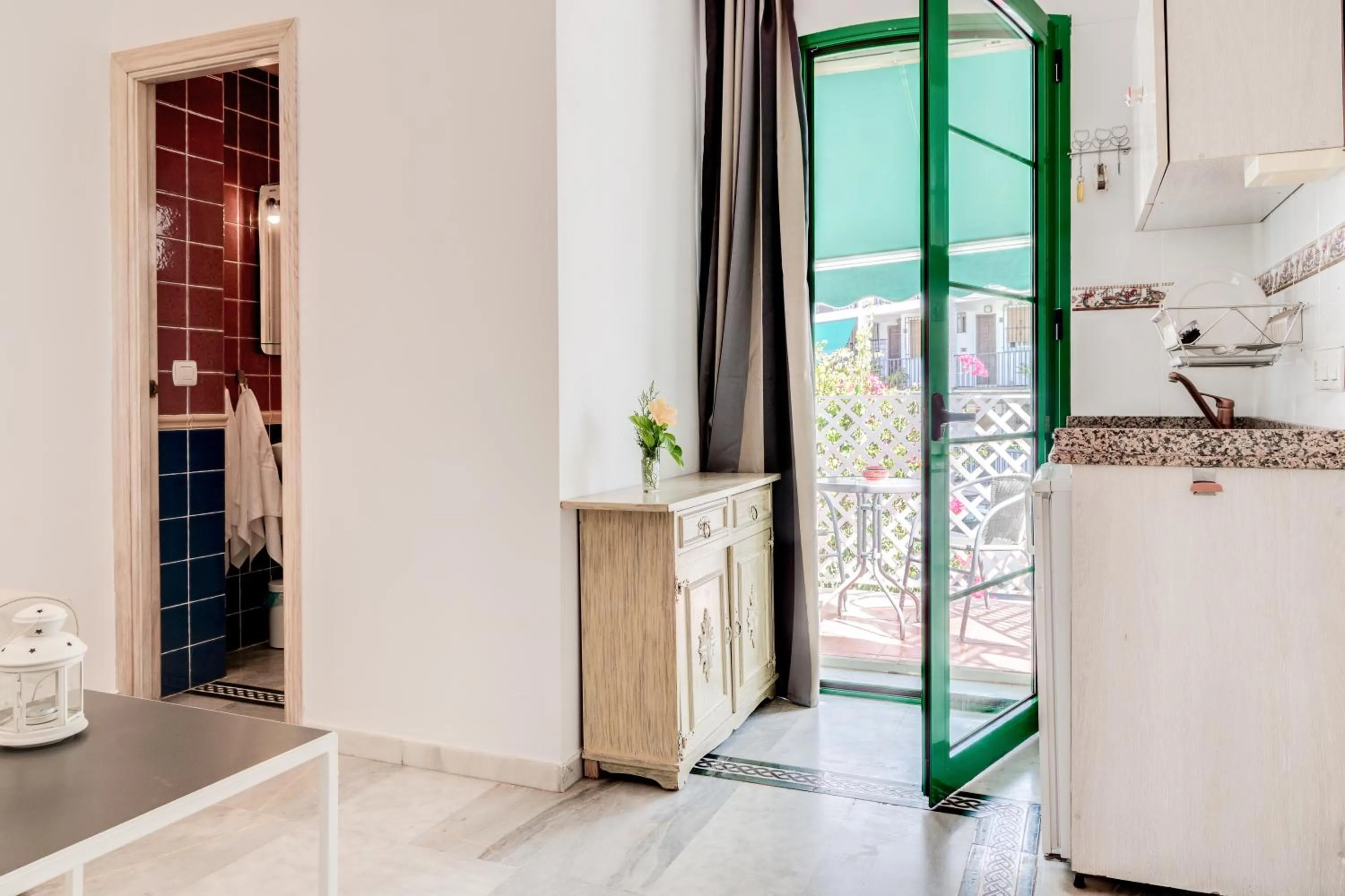 Coffee/tea facilities in Hostal Alegre